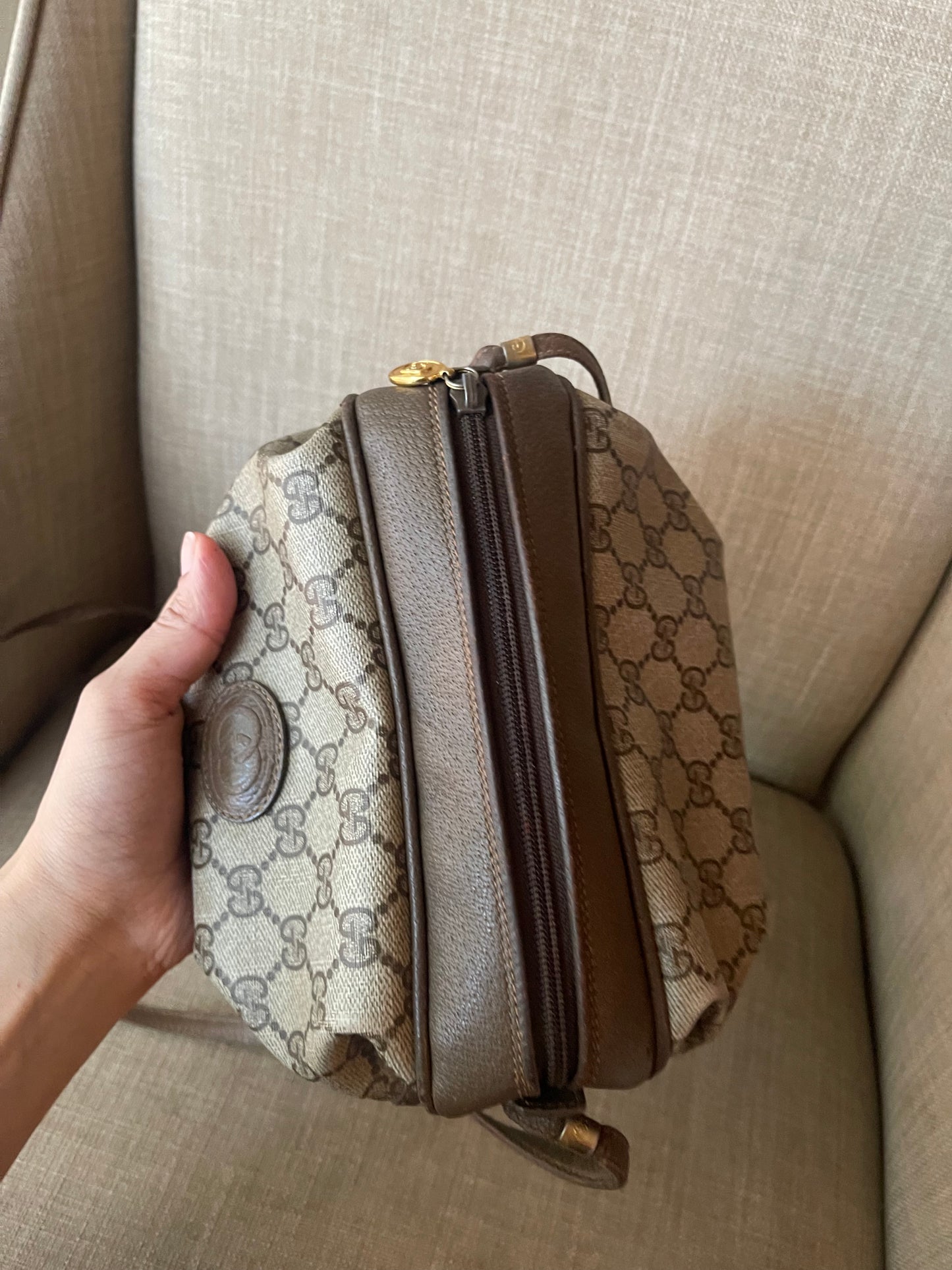 Authentic Gucci vintage crossbody bag