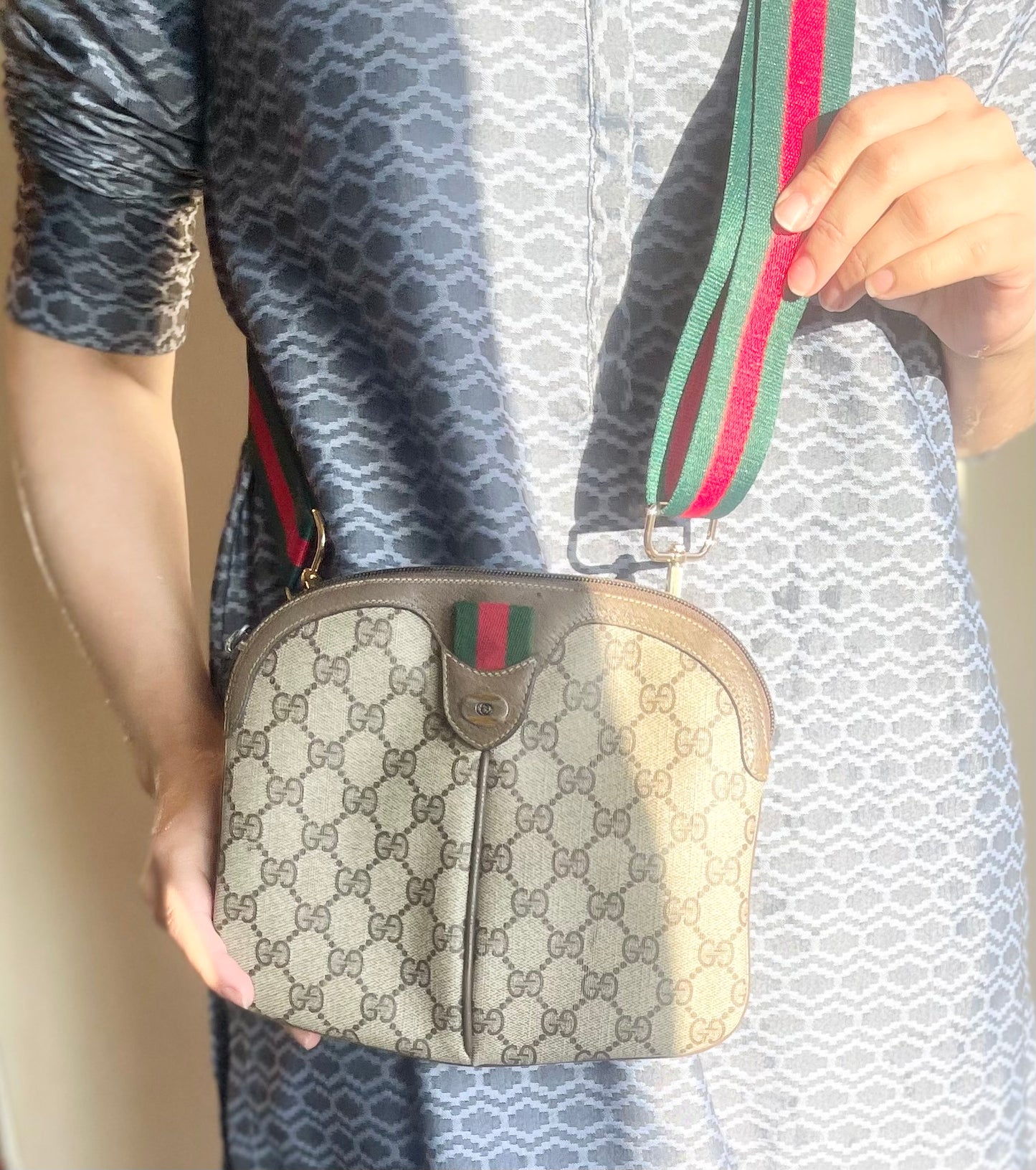 Authentic Gucci vintage crossbody bag
