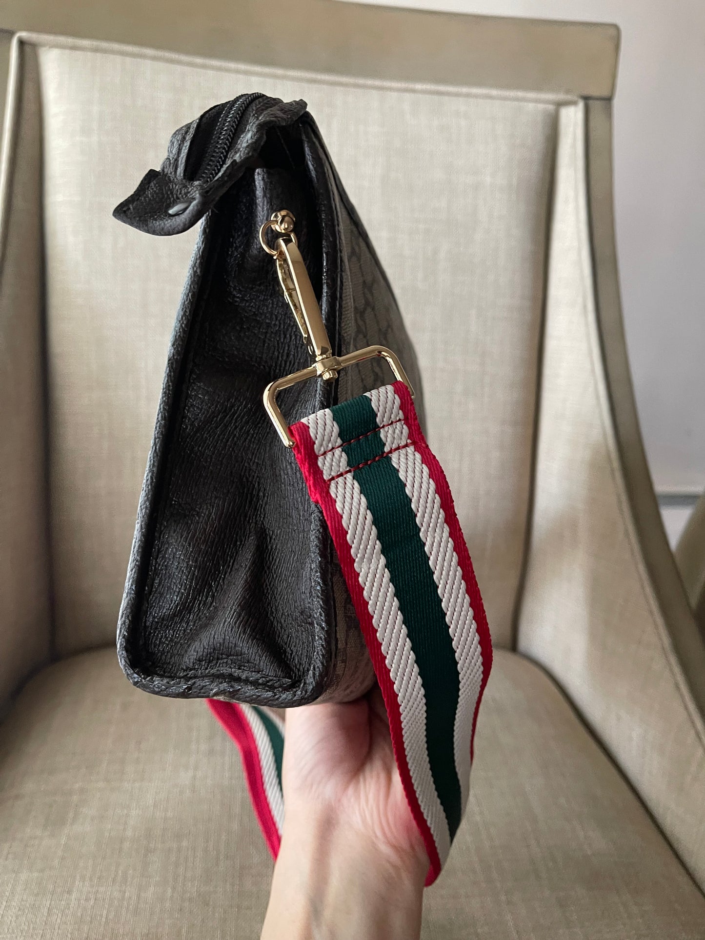 Authentic vintage Gucci plus clutch crossbody