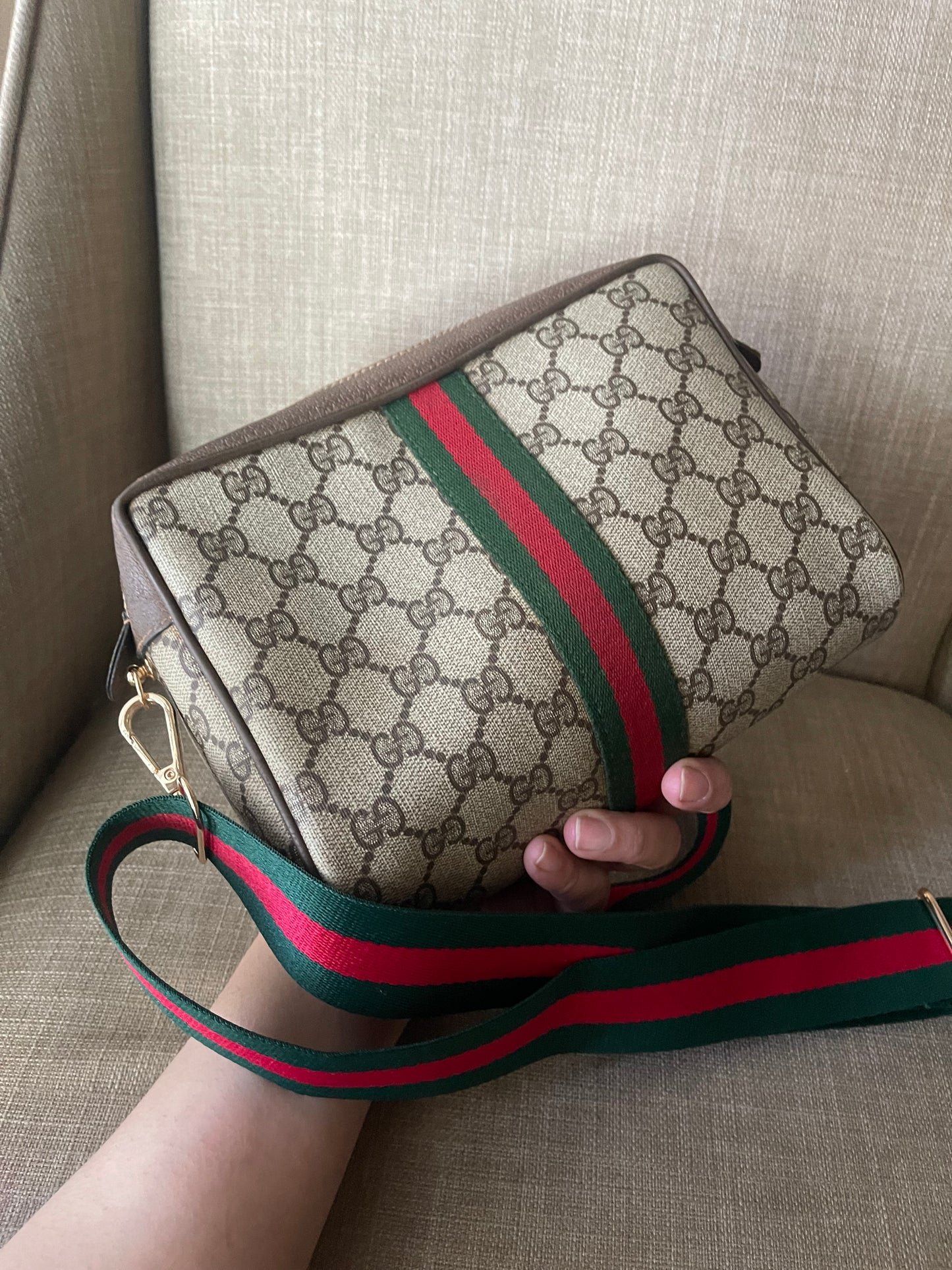 Authentic Gucci vintage web sherry line crossbody bag