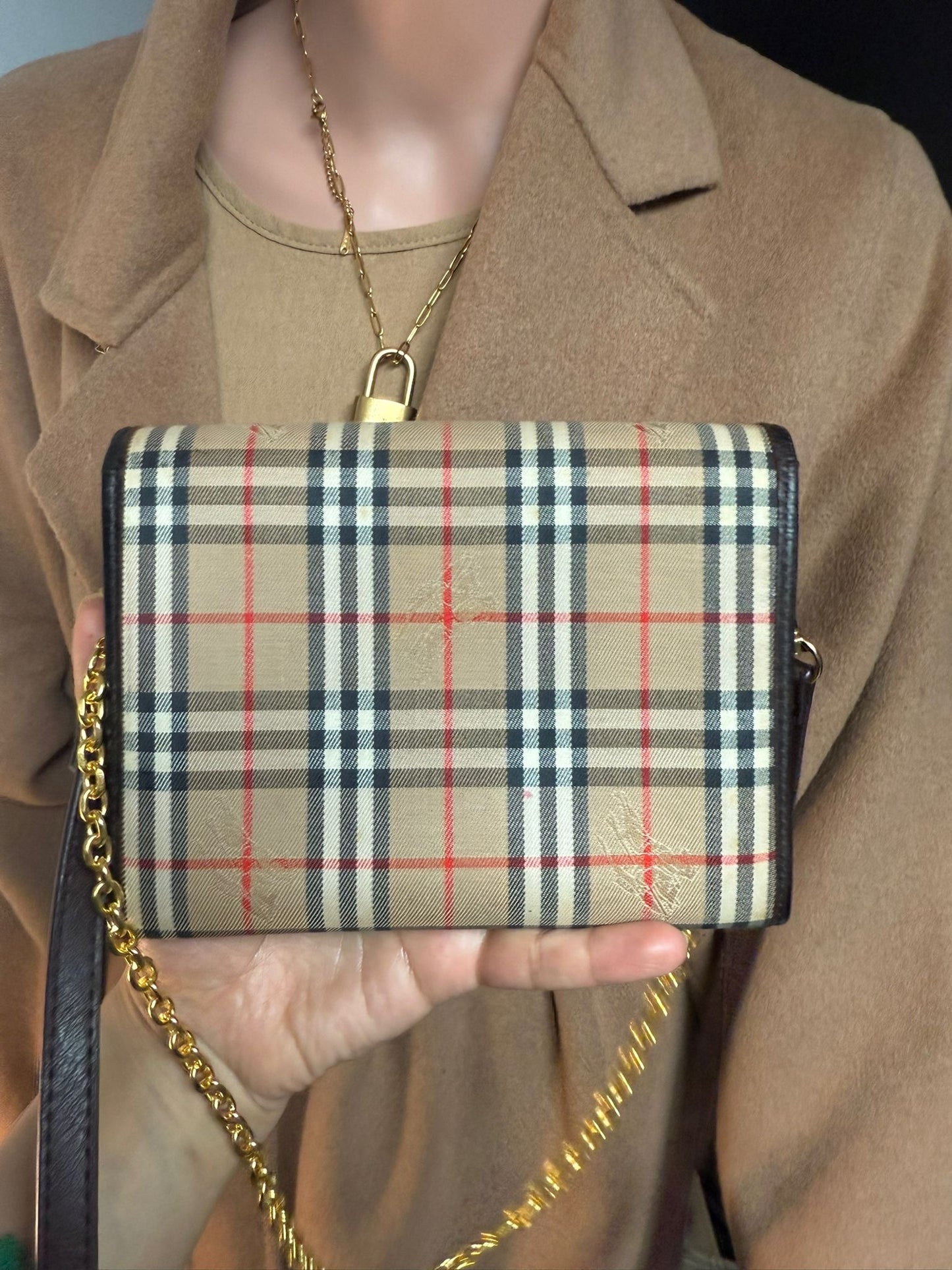 Authentic vintage Burberrys nova check clutch bag