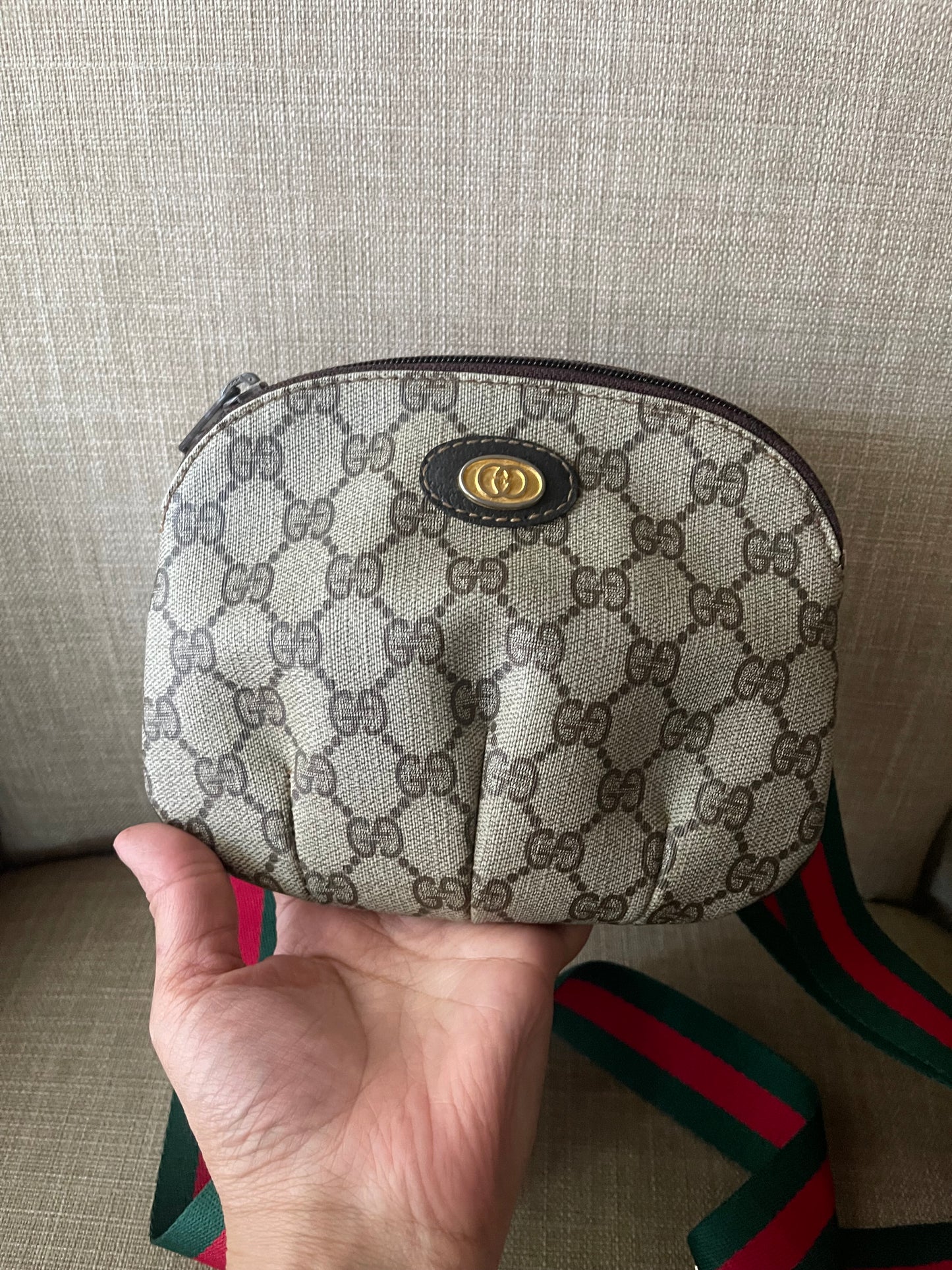 Authentic Gucci vintage GG canvas clutch crossbody bag