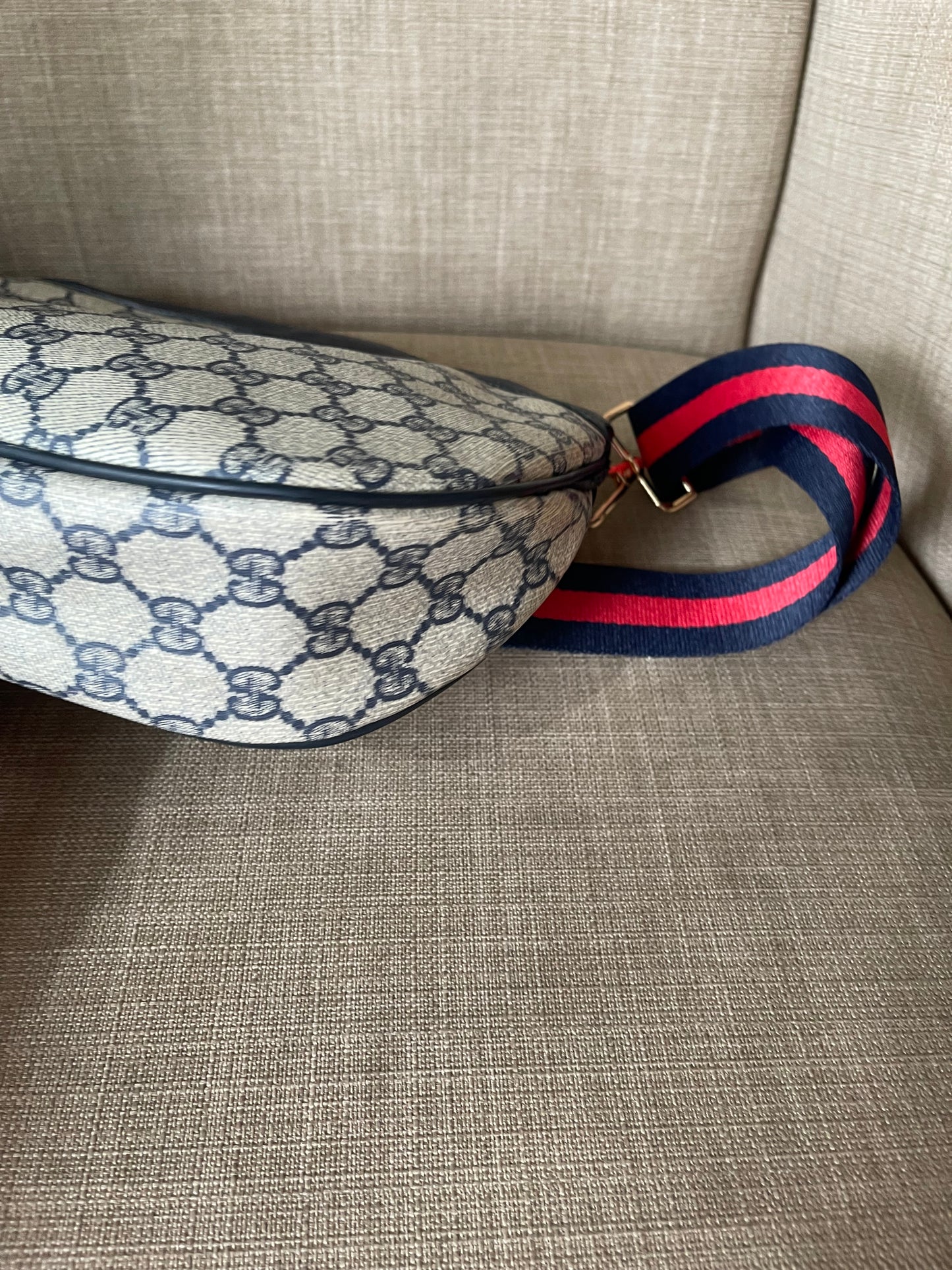 Authentic vintage Gucci blue crossbody bag
