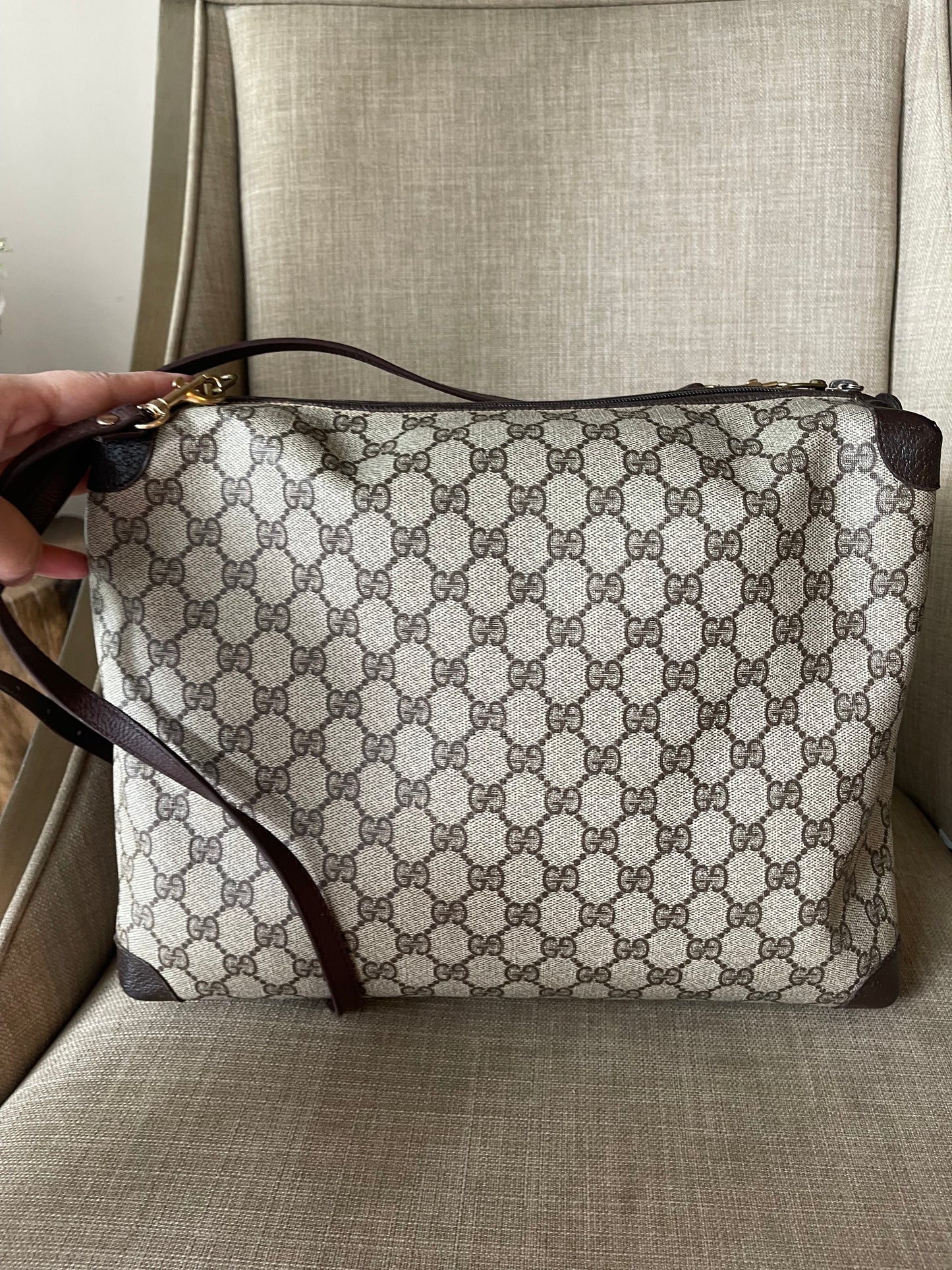 Authentic Gucci vintage gg canvas crossbody bag