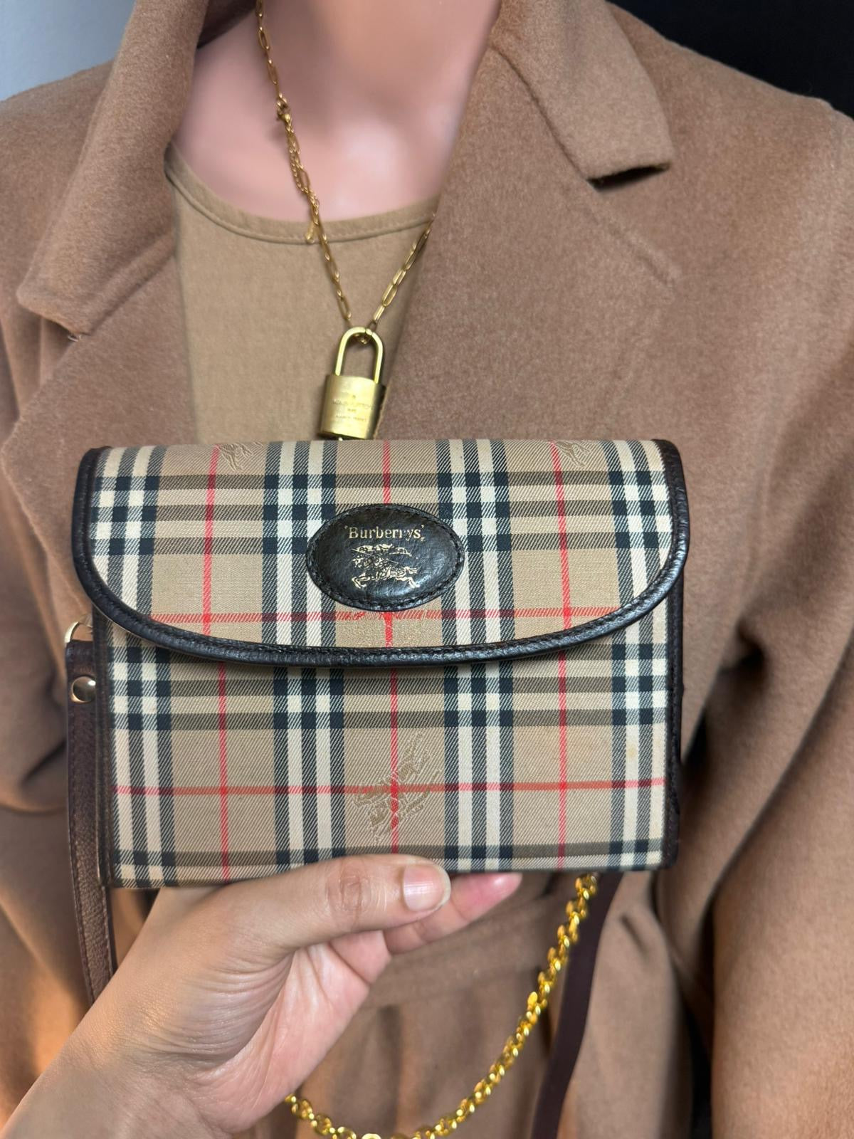 Authentic vintage Burberrys nova check clutch bag