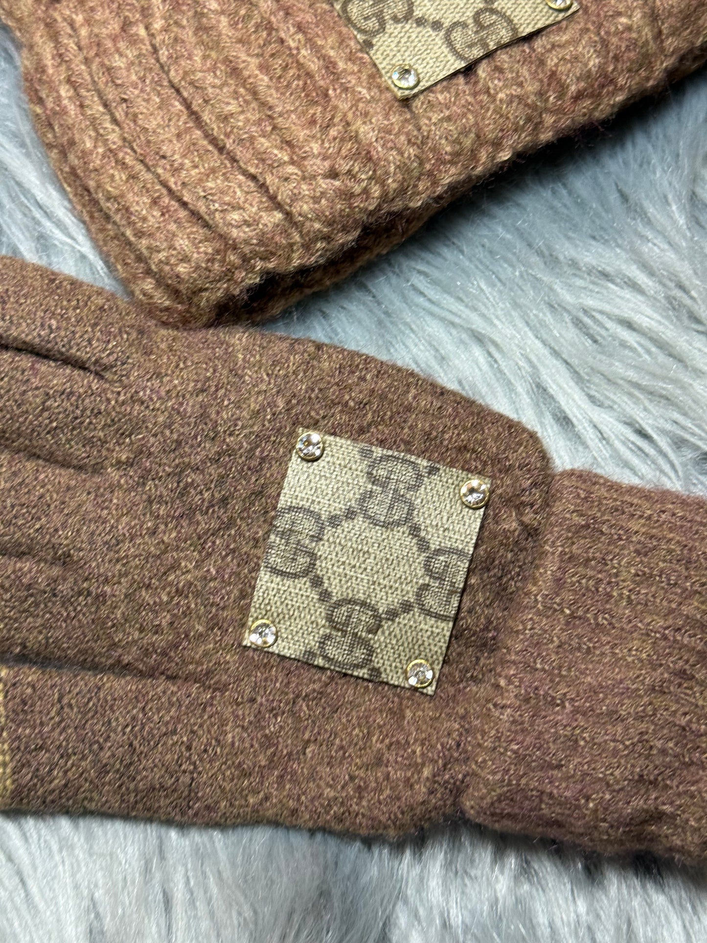 Women winter hat and gloves