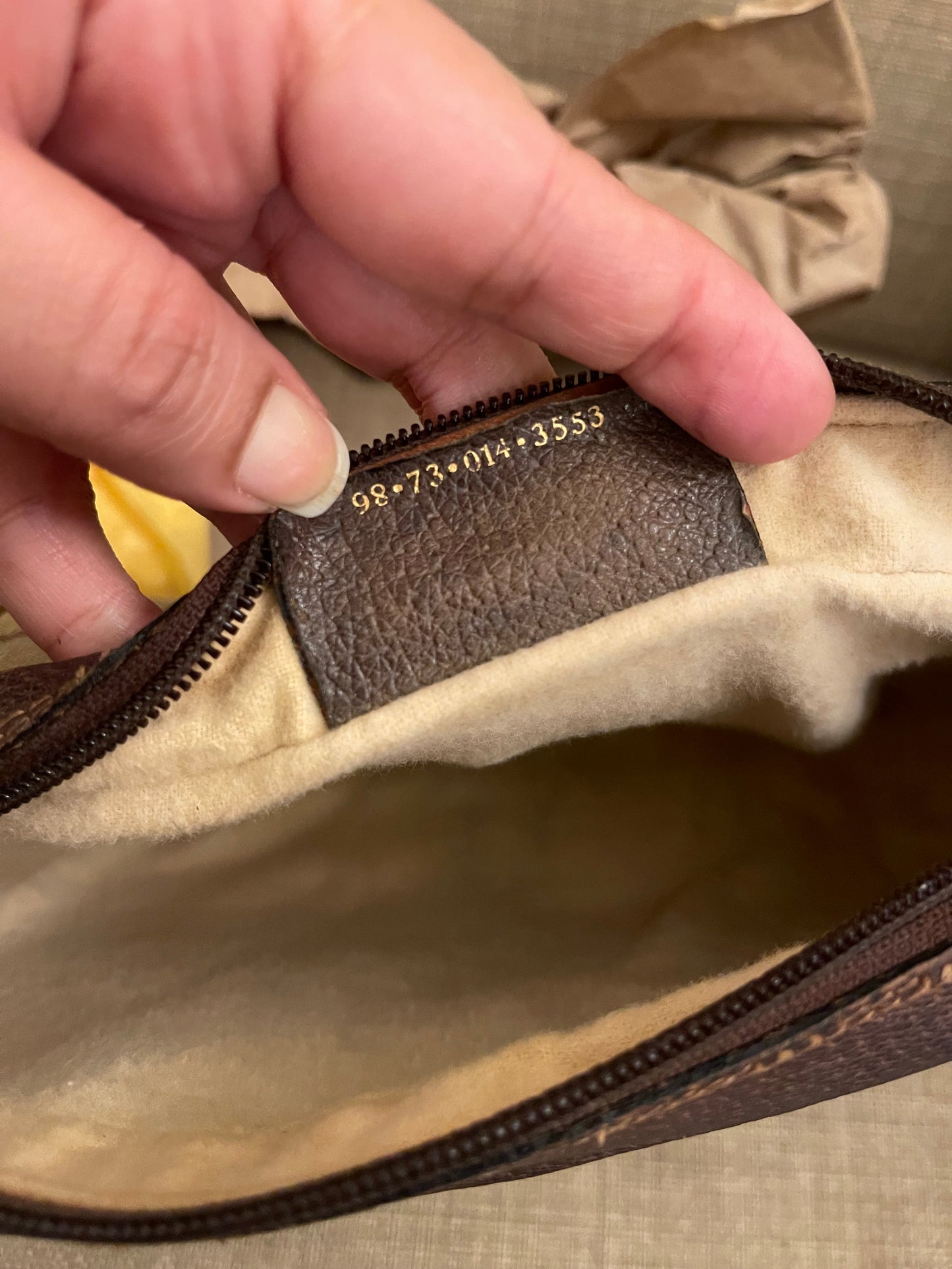 Authentic vintage Gucci crossbody bad