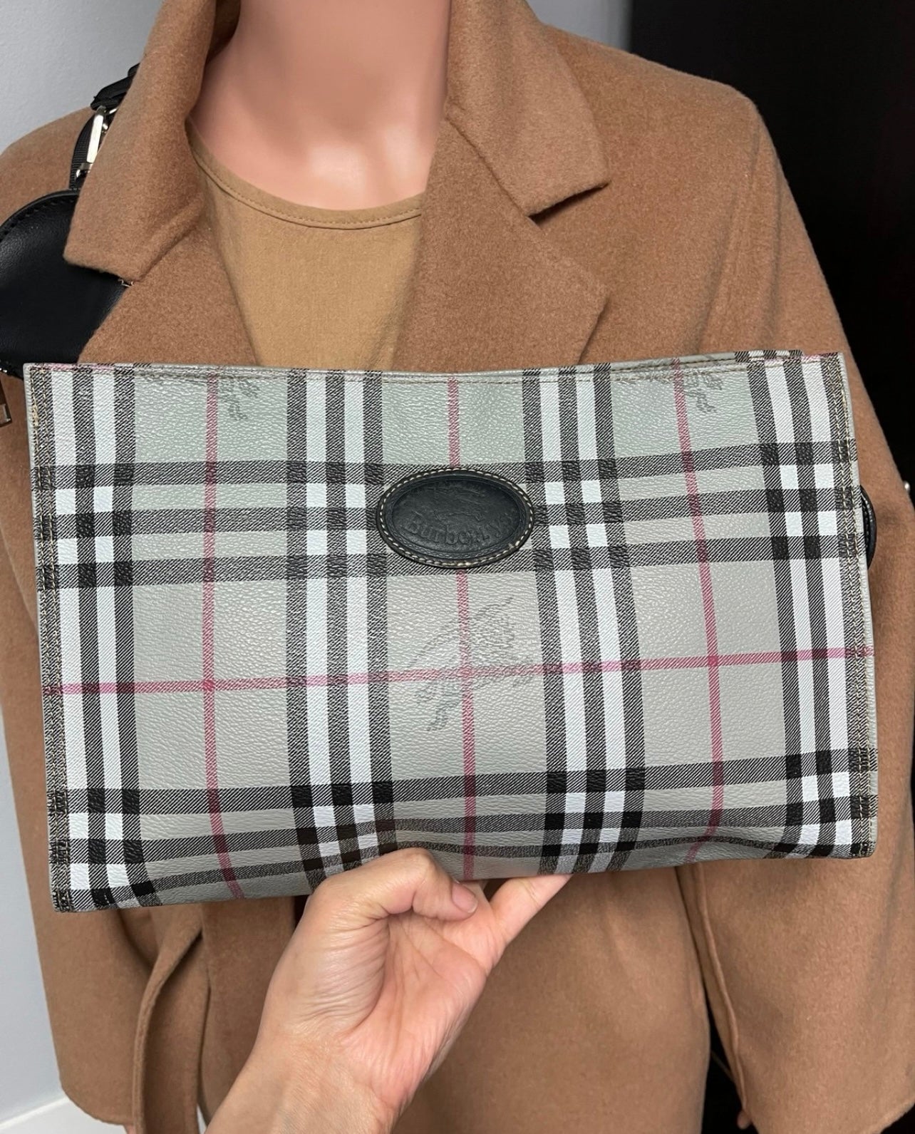 Authentic Burberrys nova check grey clutch