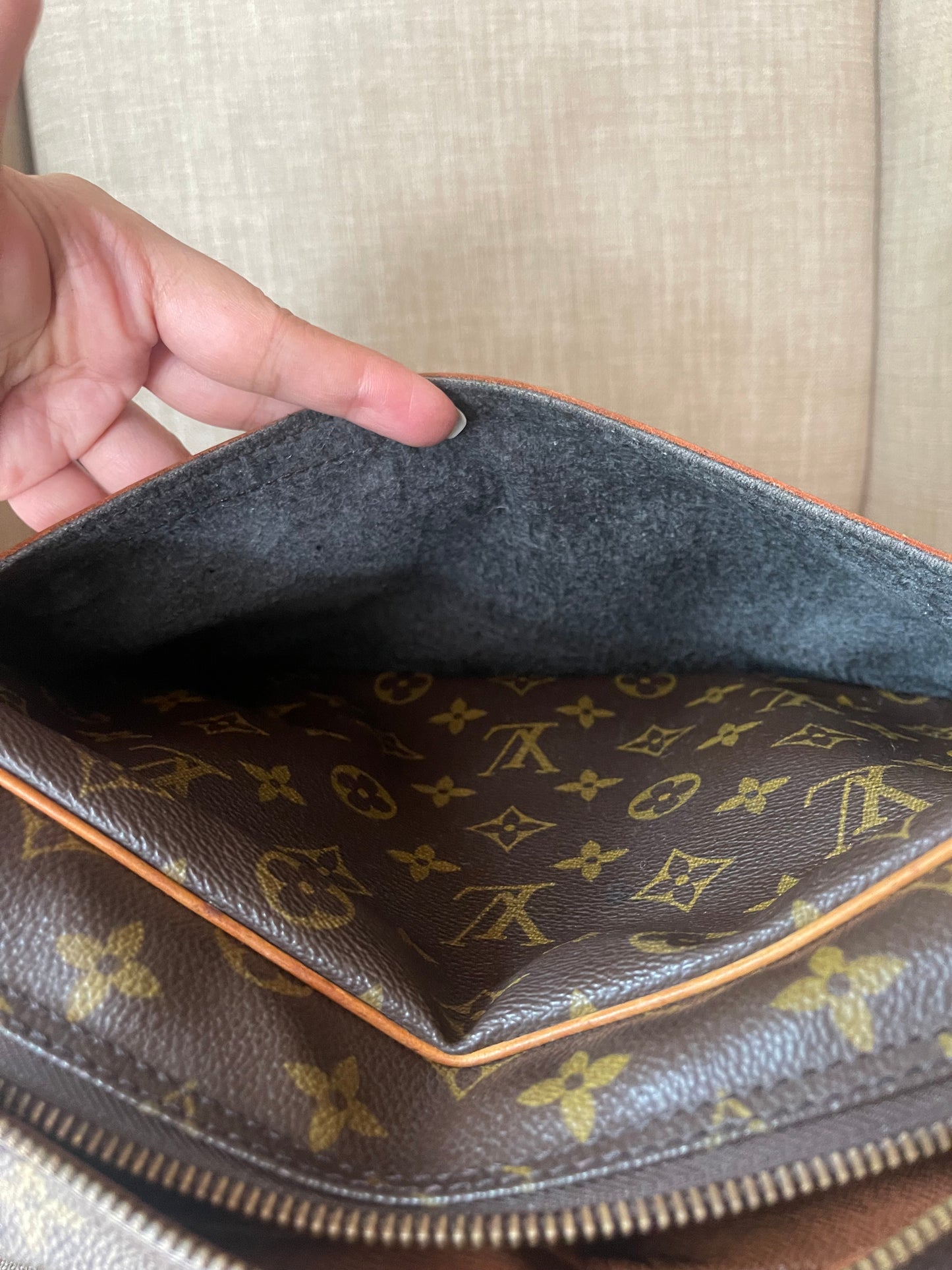 Authentic Louis Vuitton monogram vintage crossbody bag