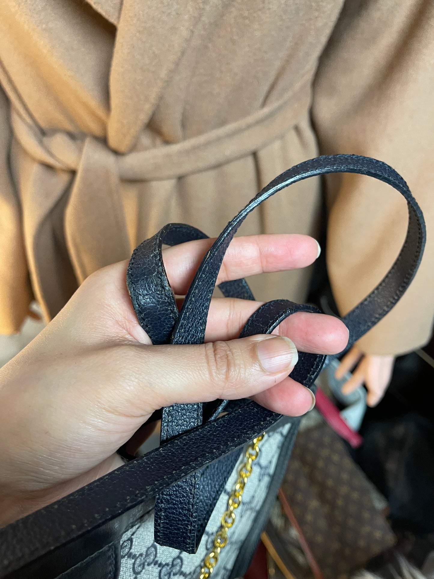 Authentic Gucci vintage web sherry line crossbody