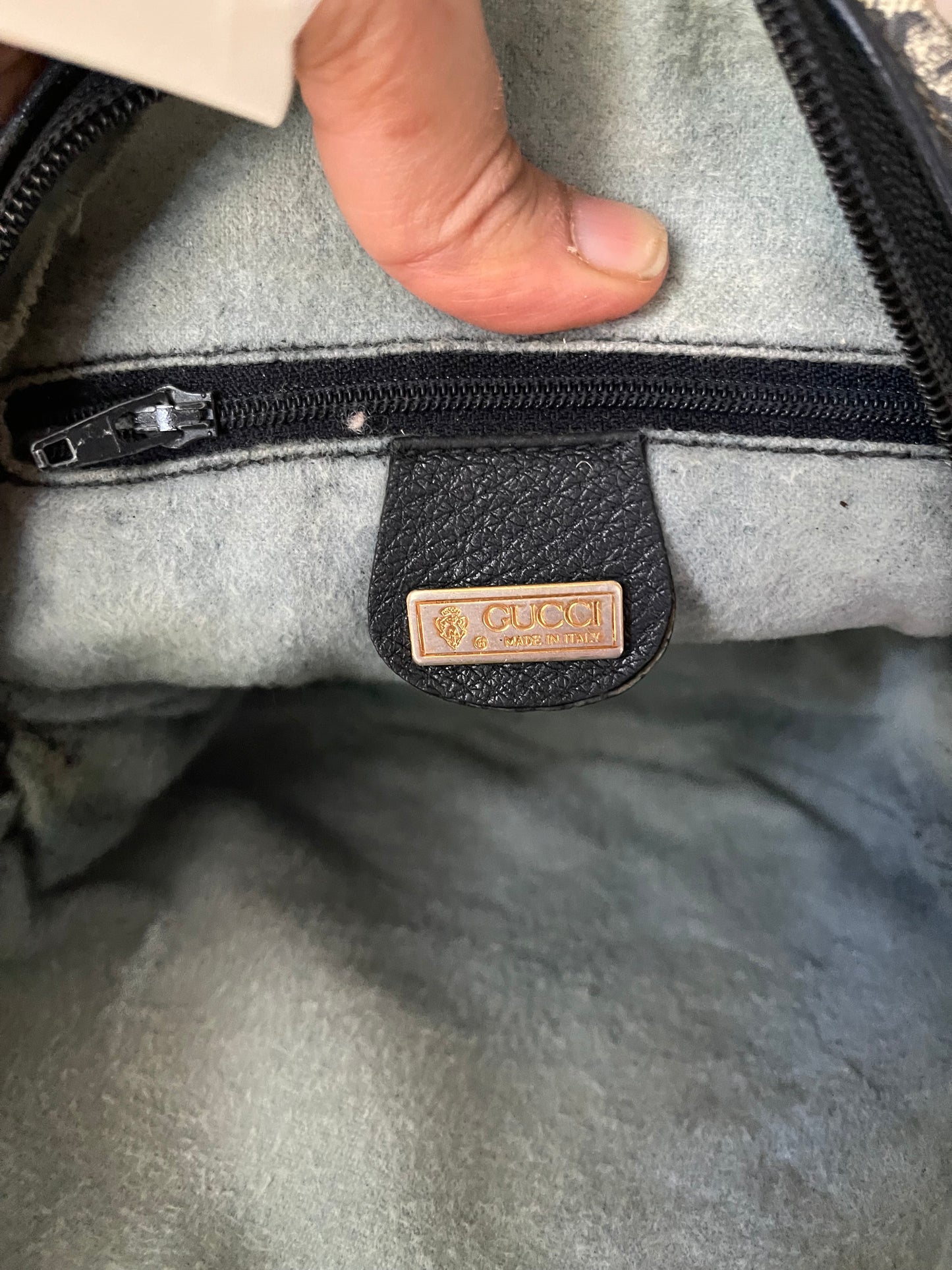 Authentic Gucci vintage gg canvas blue crossbody bag