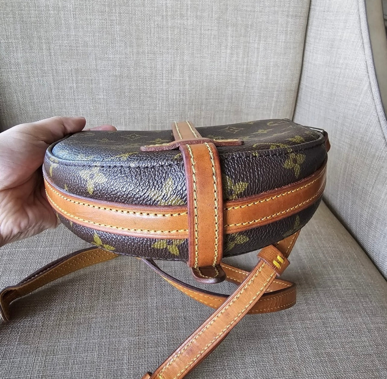 Authentic Louis Vuitton vintage crossbody bag