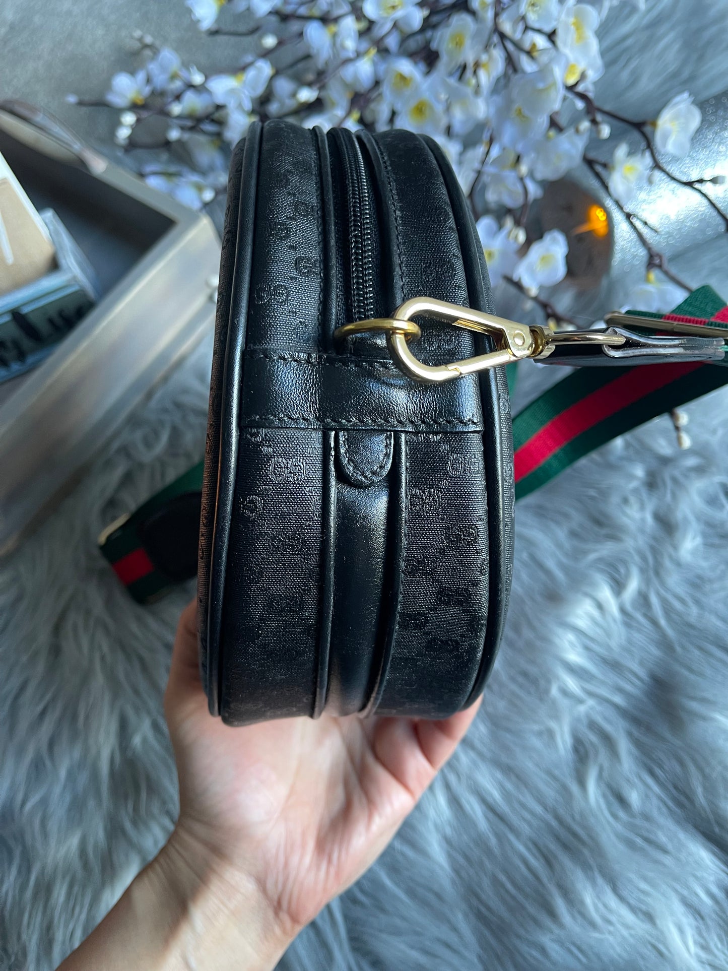 Authentic Gucci vintage GG canvas crossbody bag