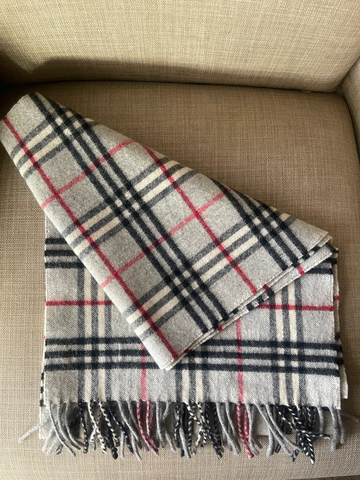 Authentic vintage Burberrys nova check grey scarf