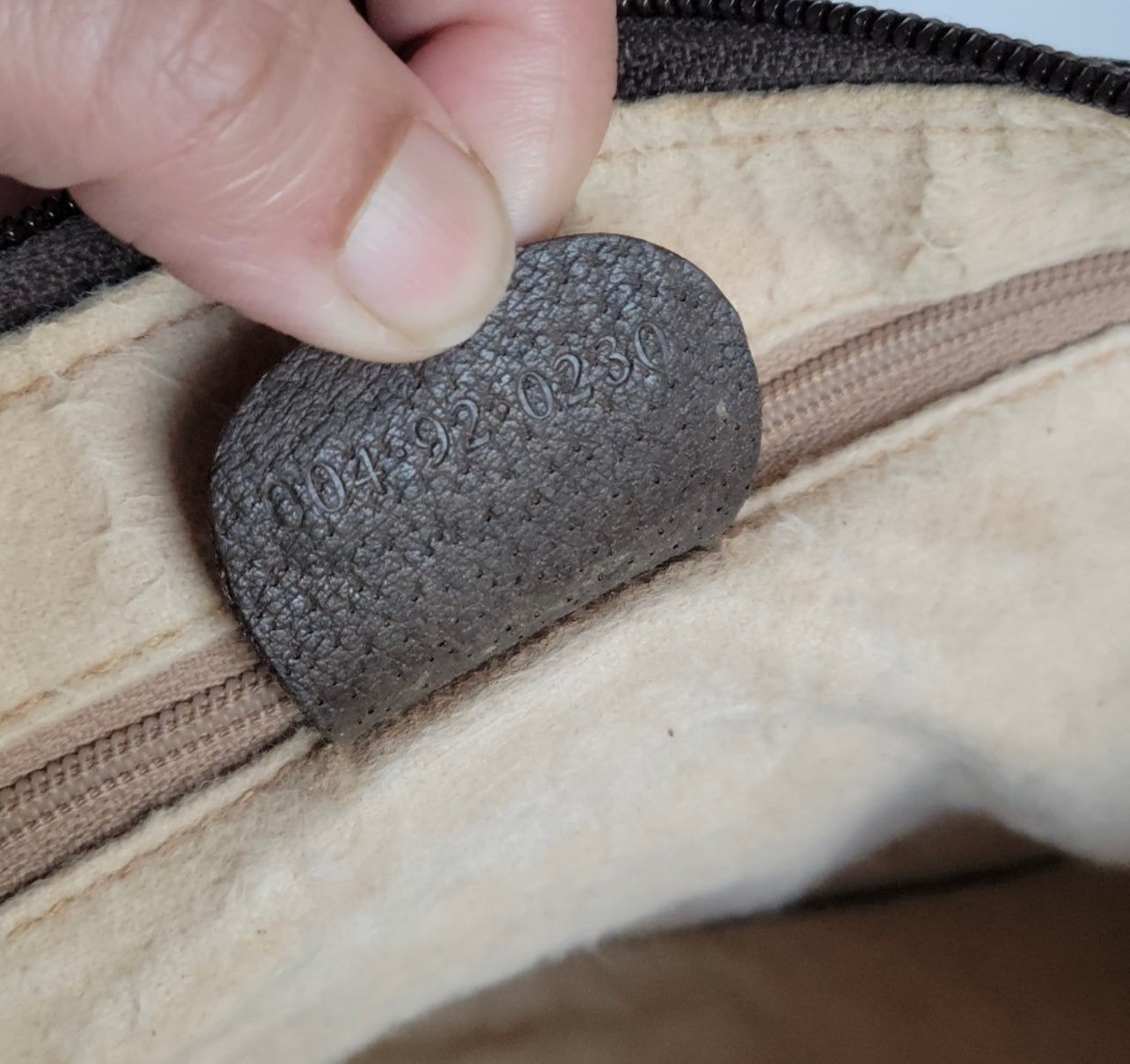 Authentic Gucci vintage crossbody bag