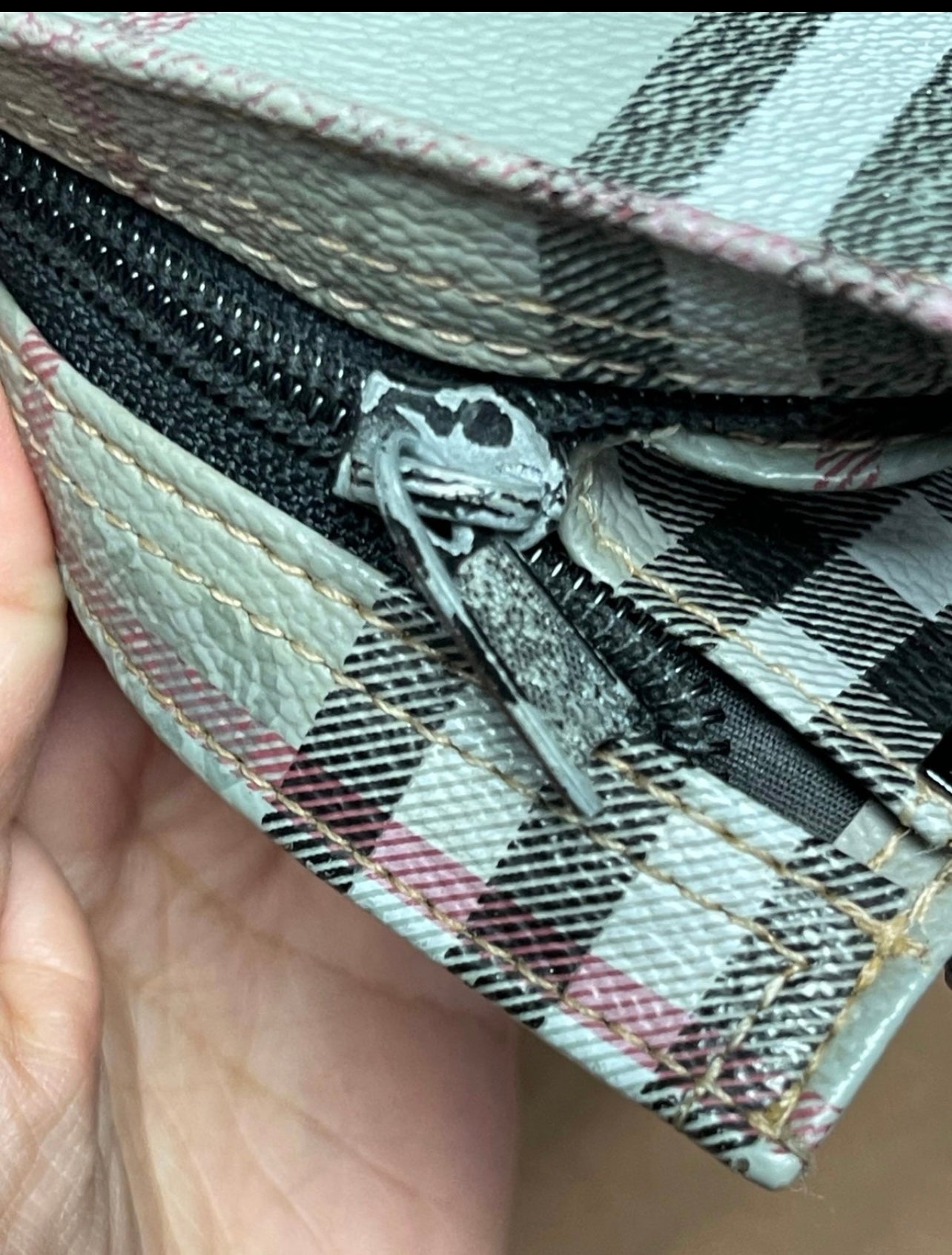 Authentic Burberrys nova check grey clutch