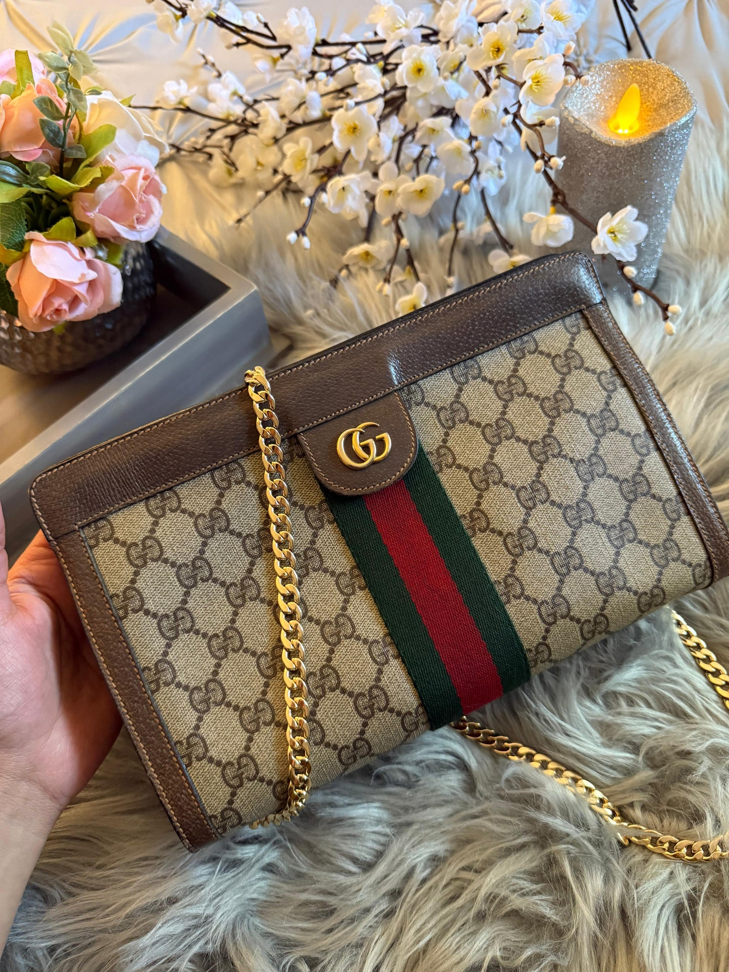 Authentic Gucci vintage web sherry line clutch bag