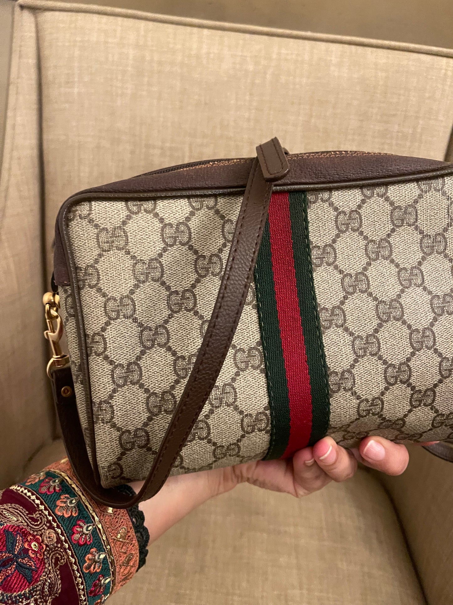 Authentic vintage Gucci crossbody bad