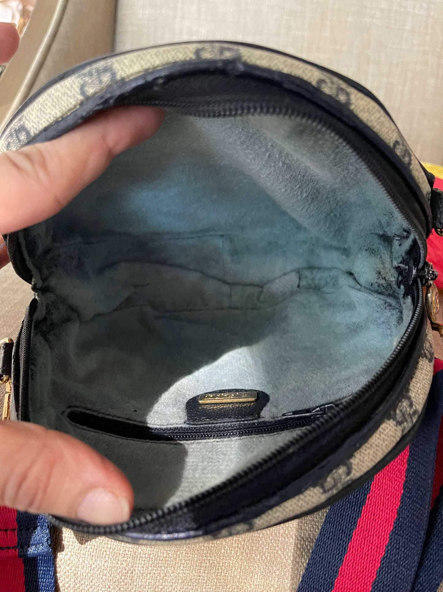 Authentic Gucci vintage gg canvas blue crossbody bag