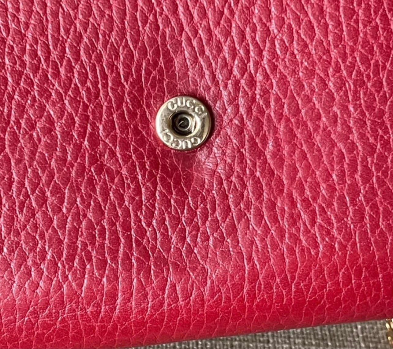 Authentic Gucci interlock gg wallet