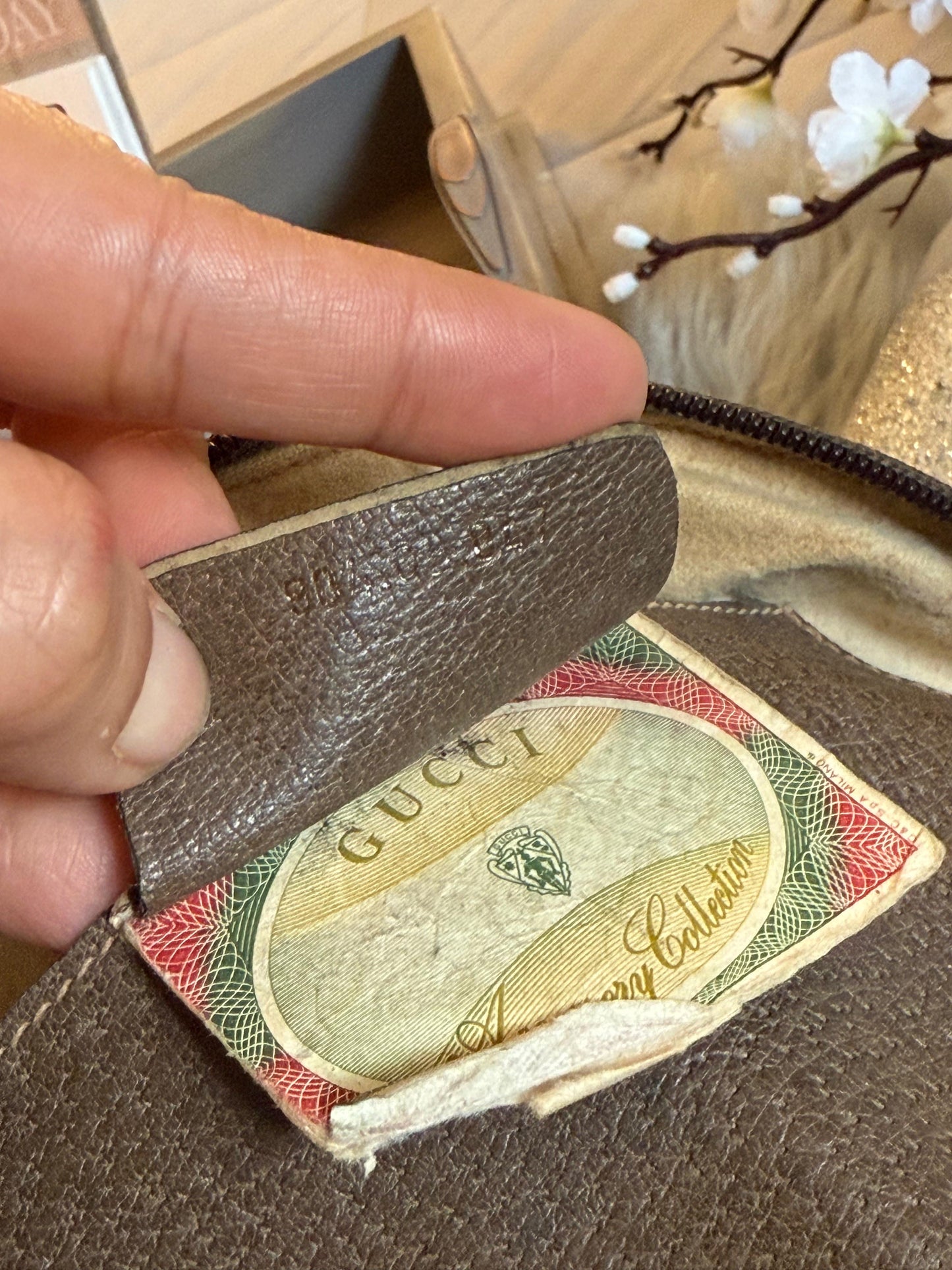 Authentic Gucci vintage web sherry line crossbody