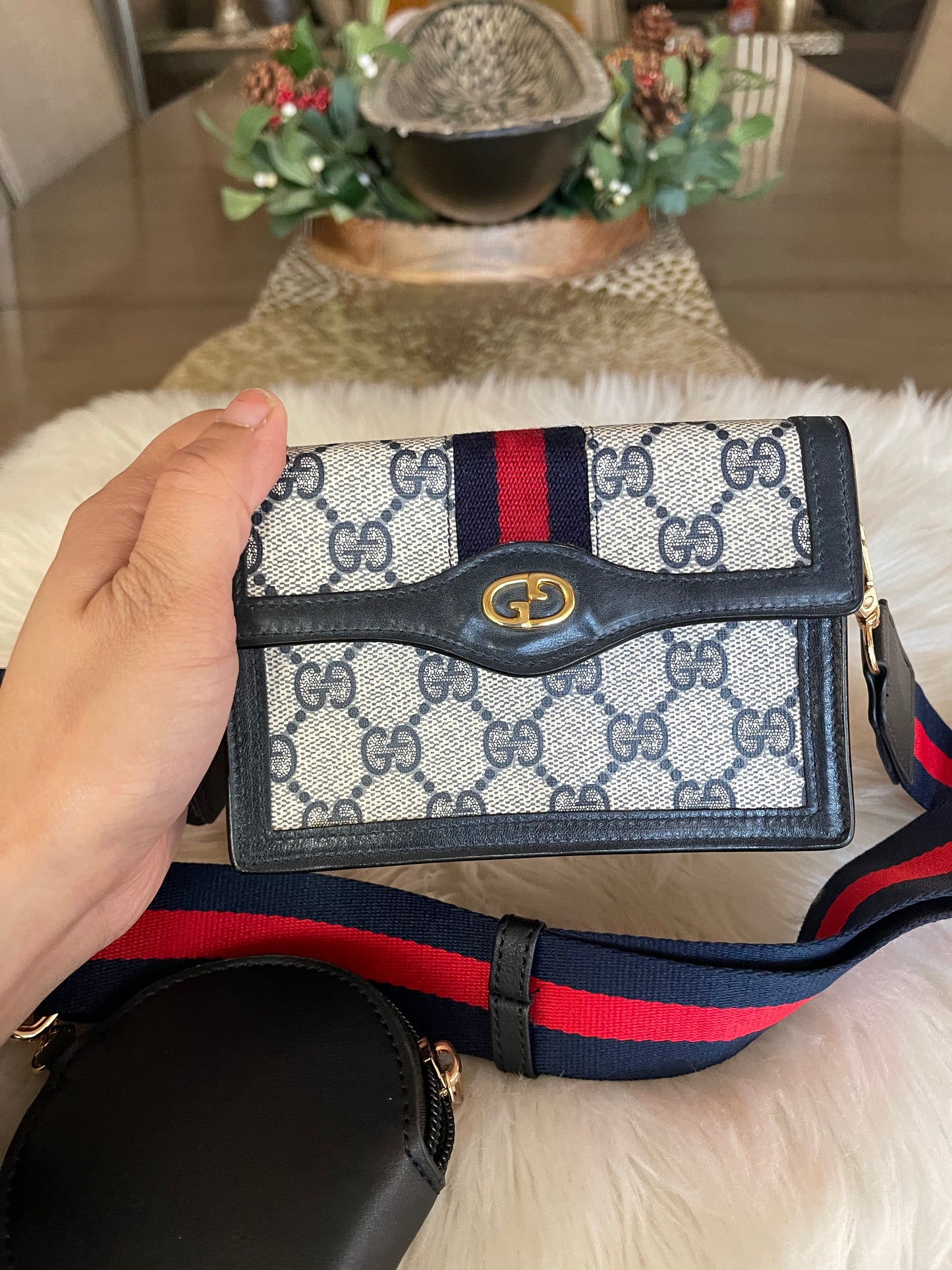 Authentic Gucci vintage web sherry like accessory collection