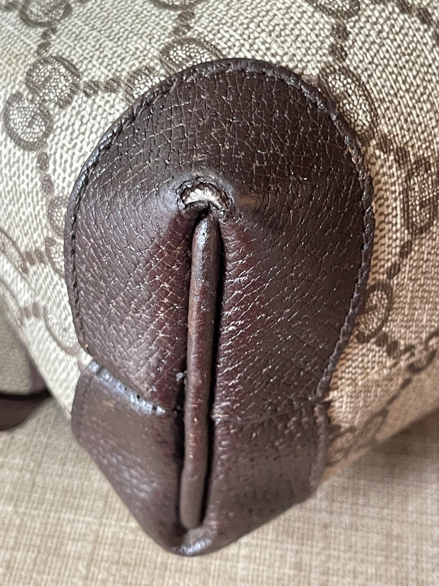 Authentic Gucci vintage gg canvas crossbody bag