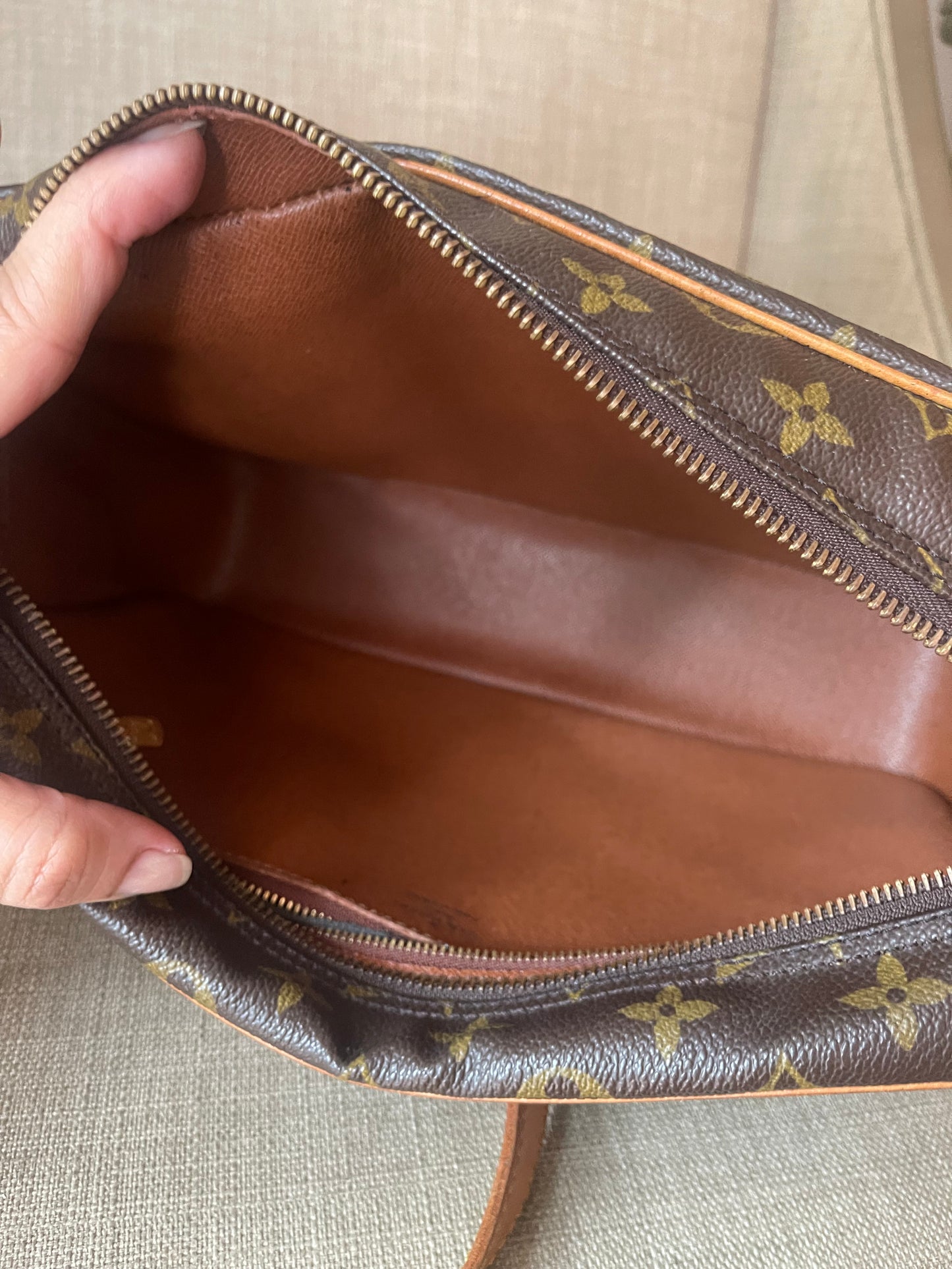 Authentic Louis Vuitton monogram vintage crossbody bag