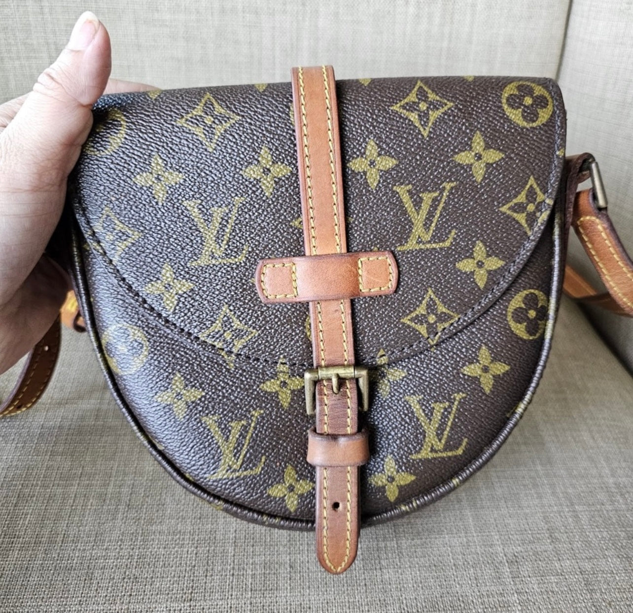 Authentic Louis Vuitton vintage crossbody bag