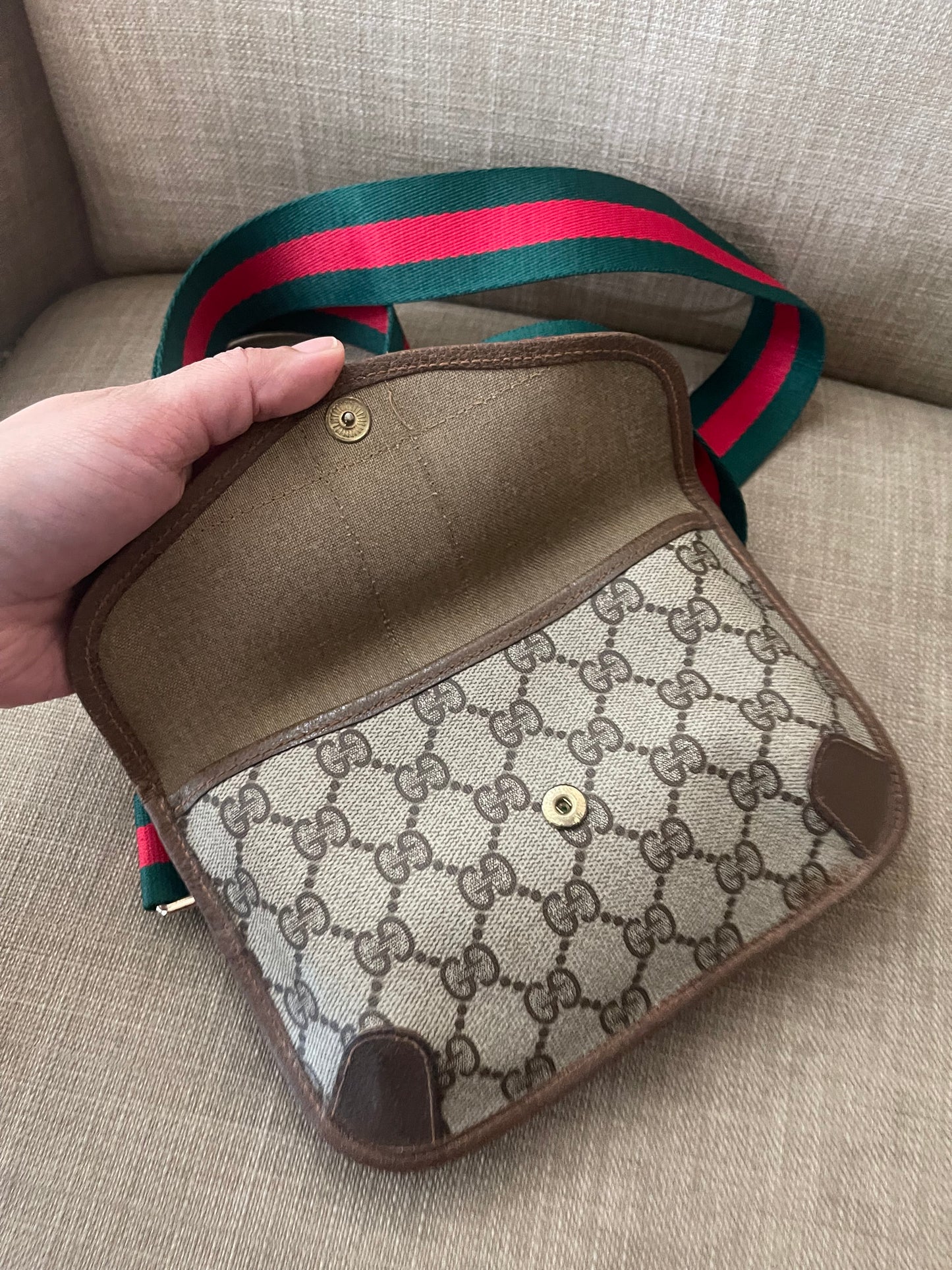 Authentic Gucci vintage web sherry line clutch crossbody bag