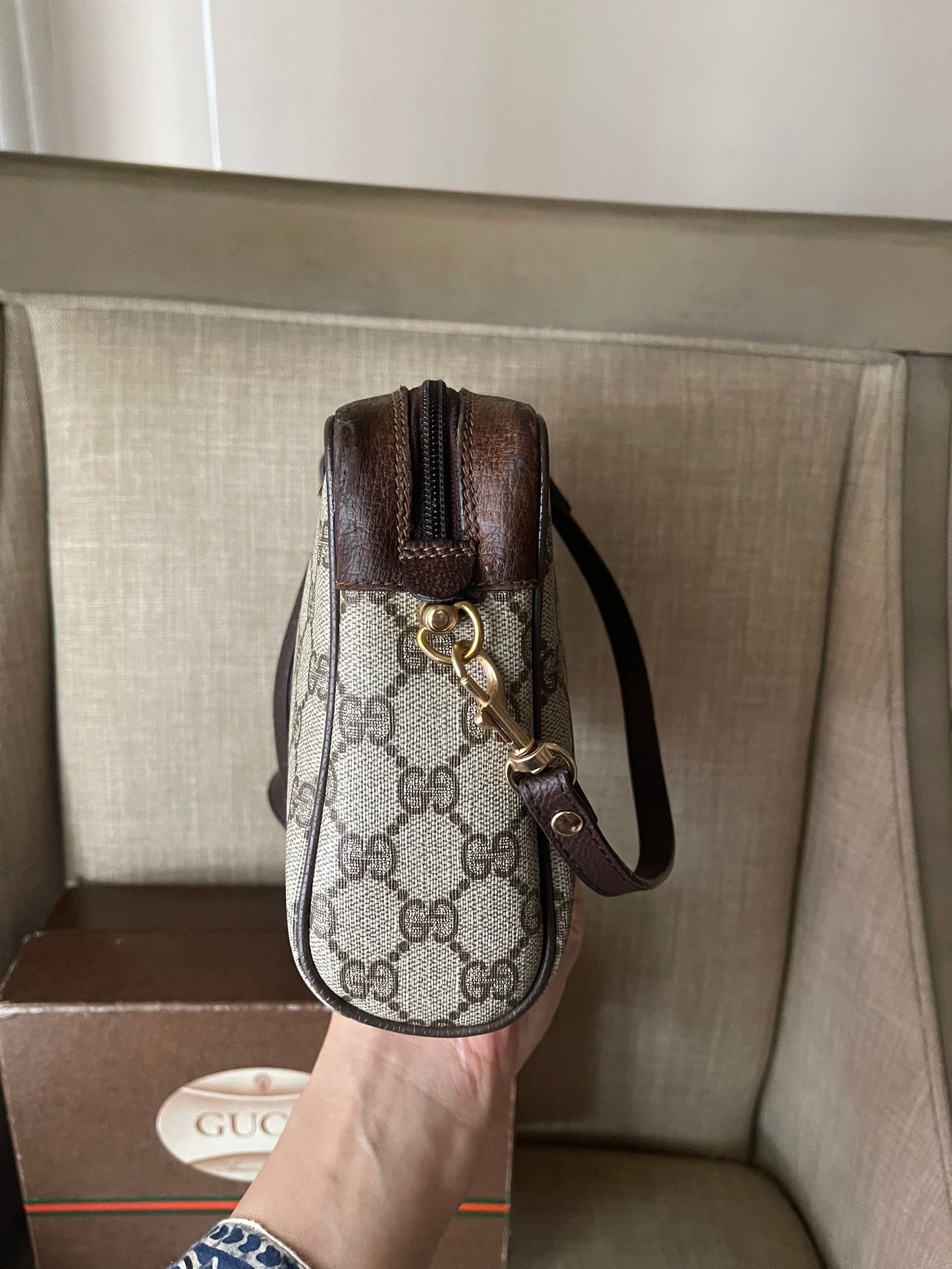 Authentic vintage Gucci web sherry line clutch crossbody bag