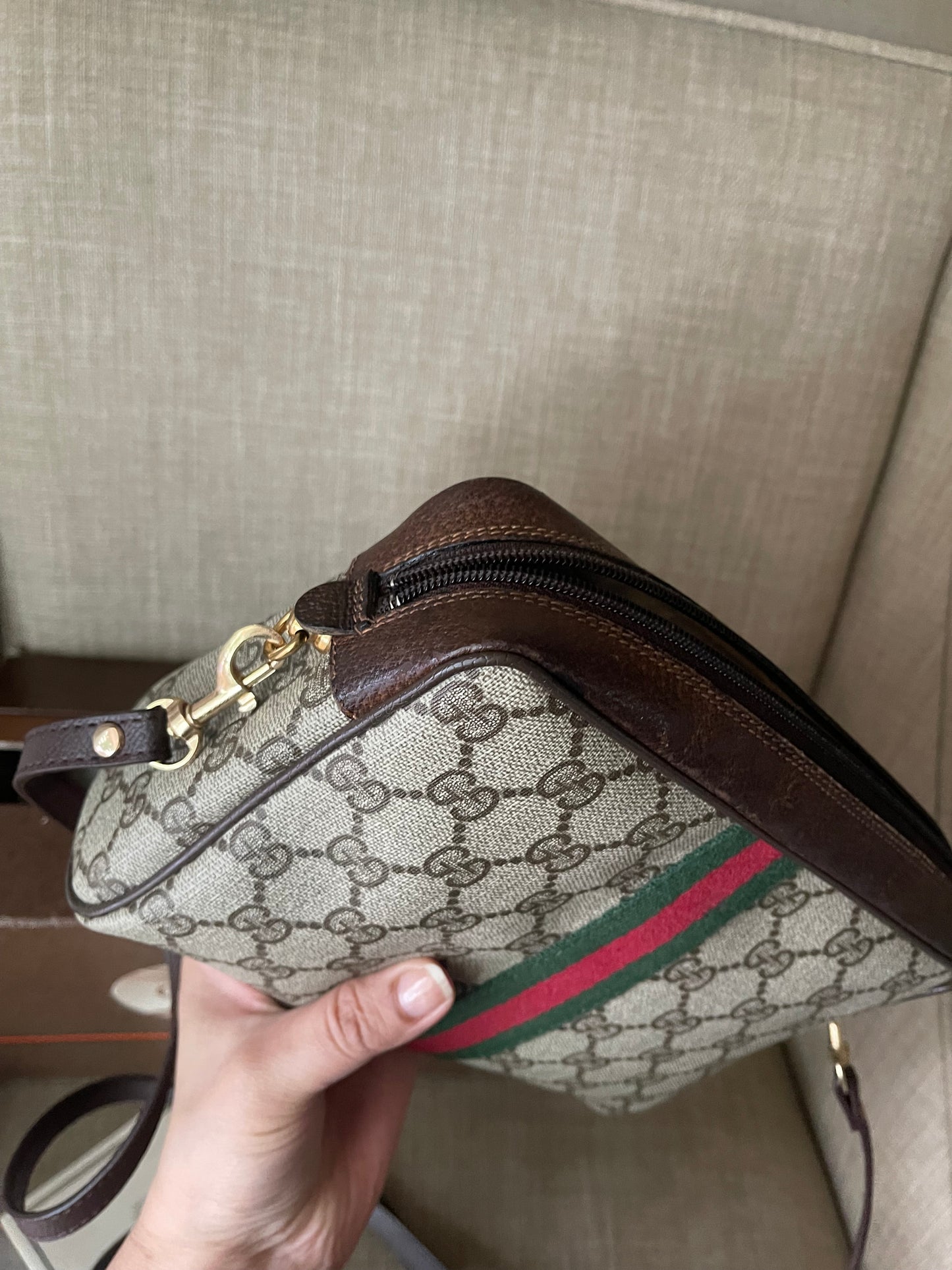 Authentic vintage Gucci web sherry line clutch crossbody bag
