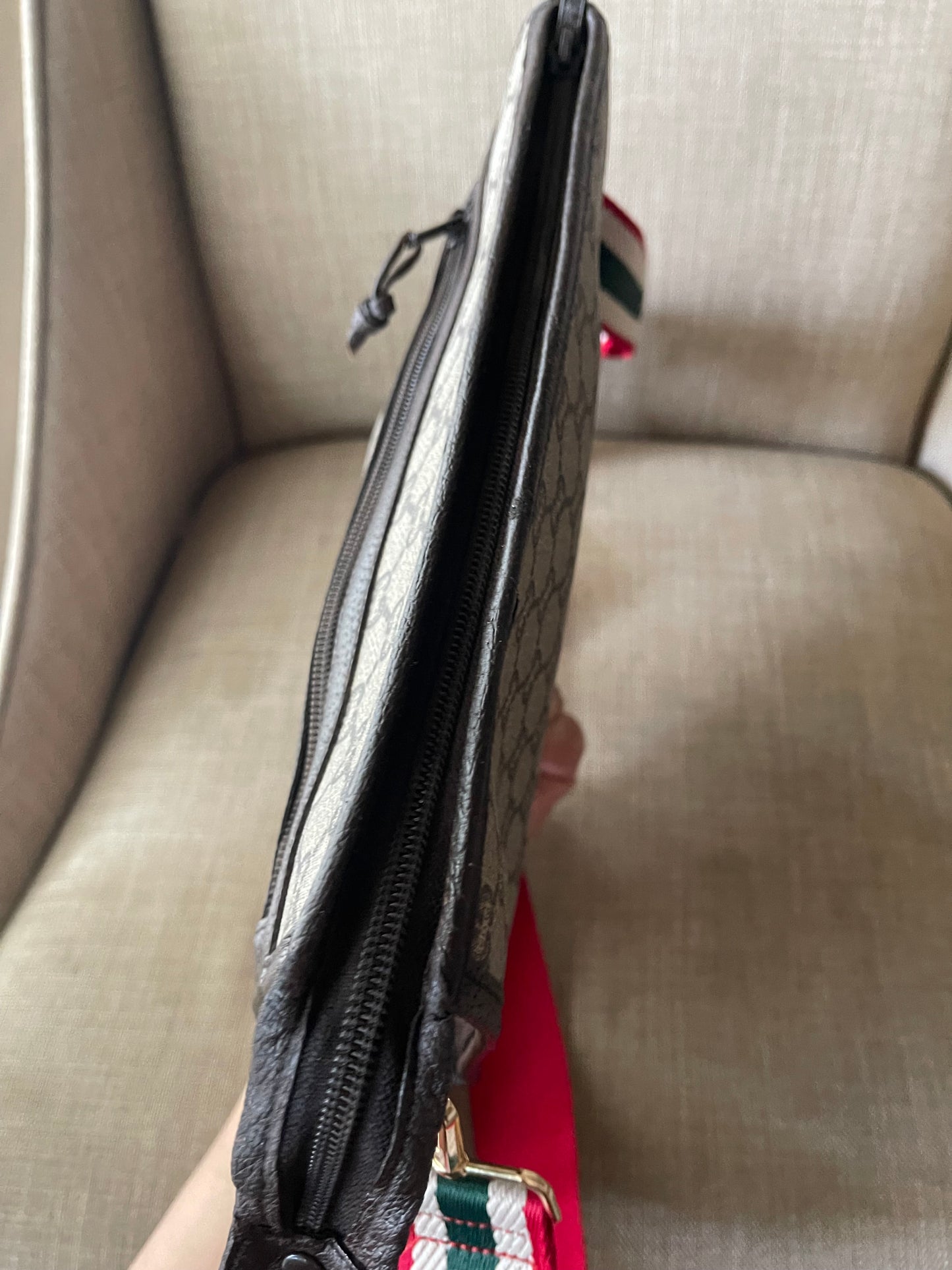 Authentic vintage Gucci plus clutch crossbody