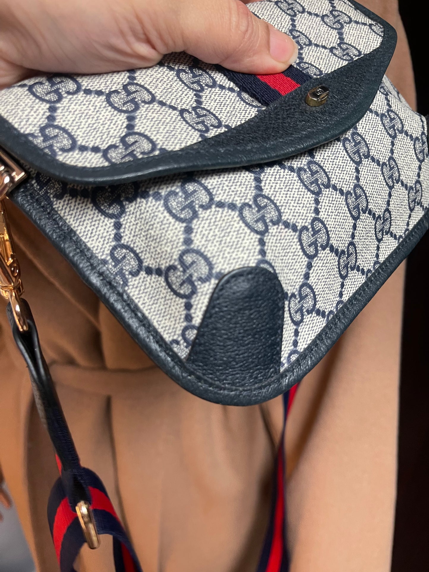 Authentic Gucci vintage web sherry line clutch bag