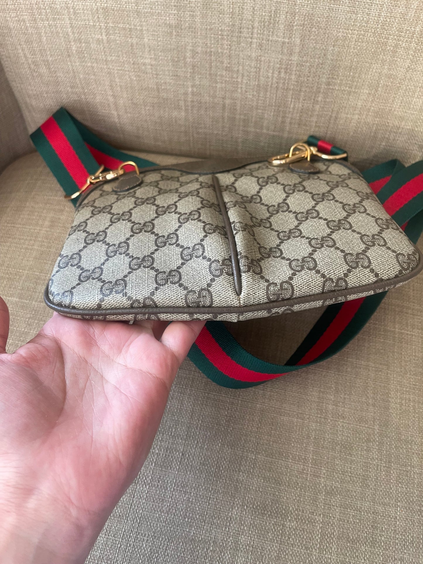 Authentic Gucci vintage crossbody bag