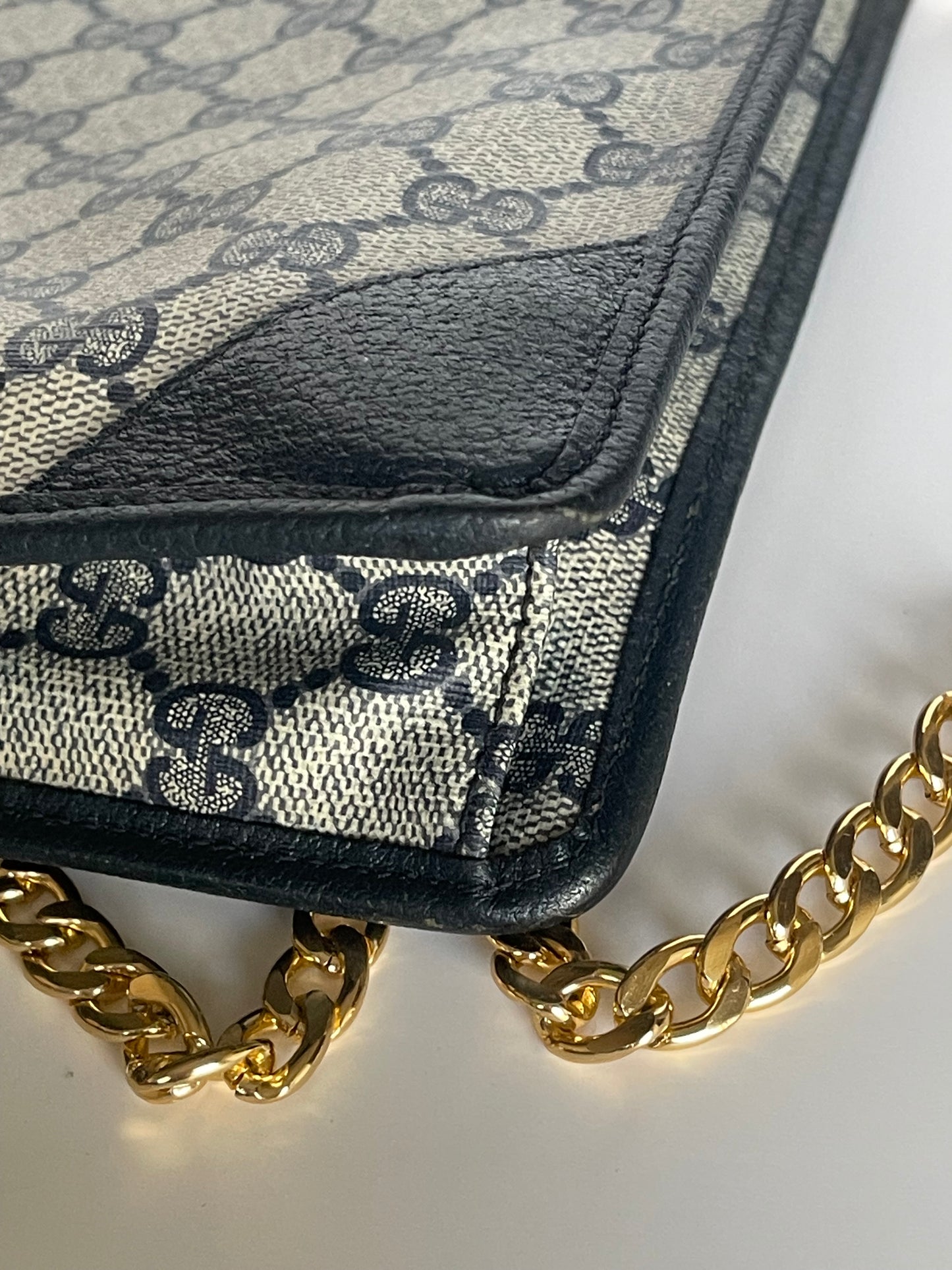 Authentic Gucci vintage large clutch crossbody bag