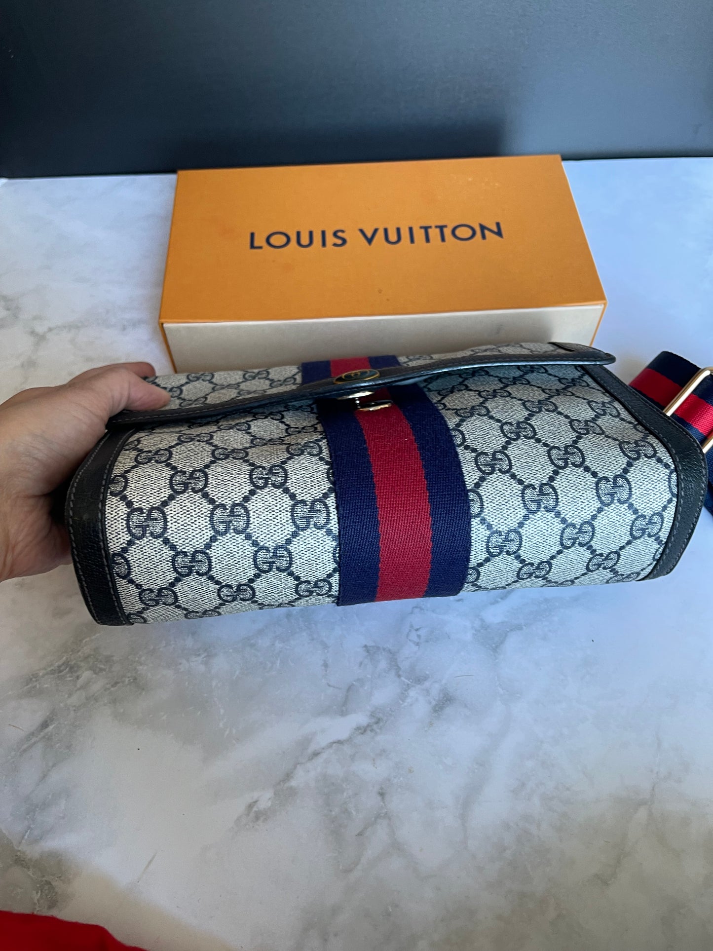 Authentic Gucci vintage web sherry line crossbody bag