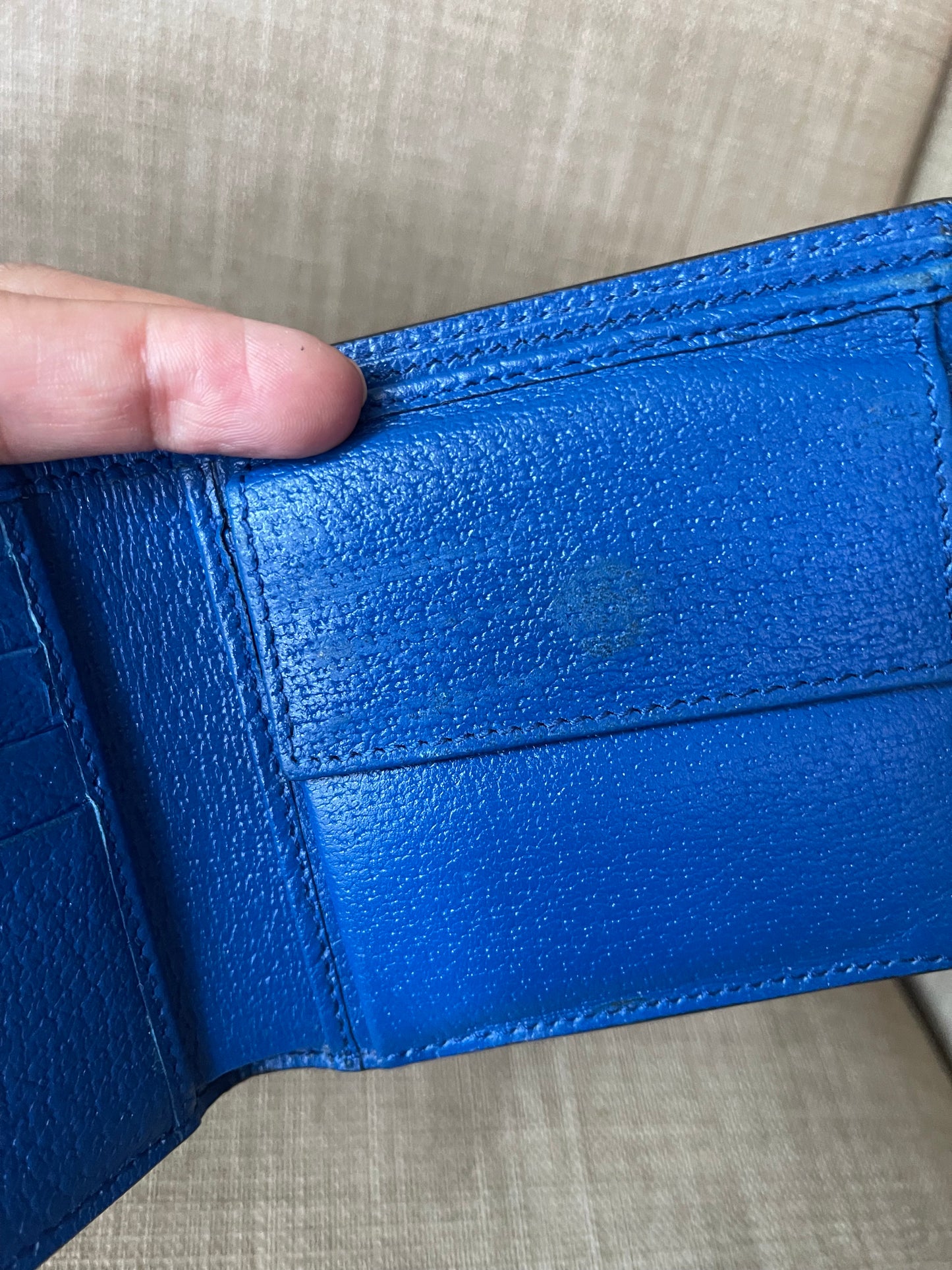 Authentic Gucci interlock GG bifold wallet men