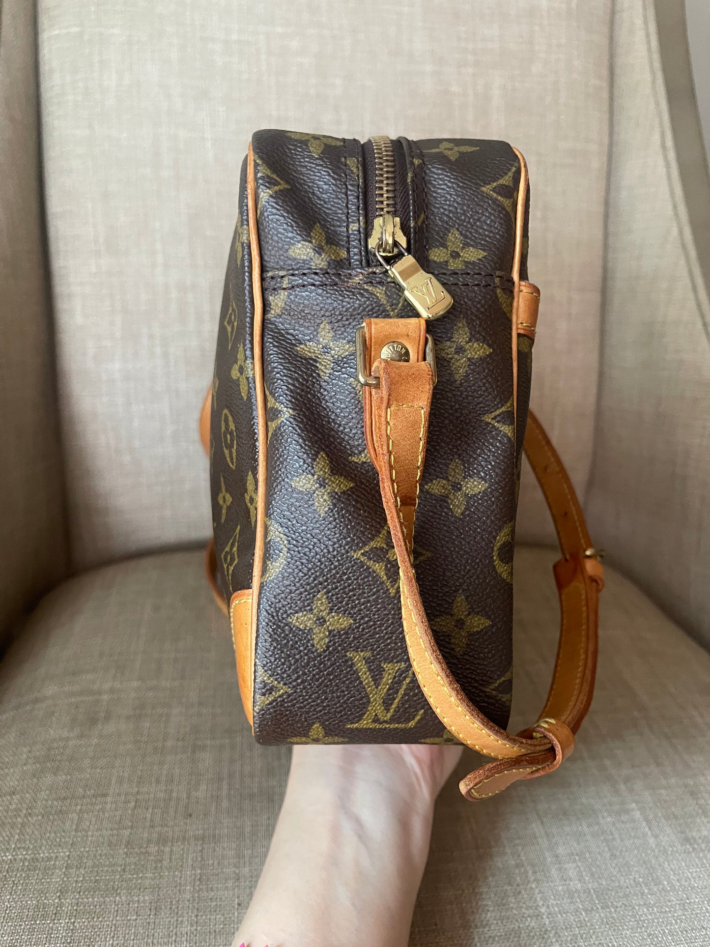 Authentic Louis Vuitton monogram vintage crossbody bag