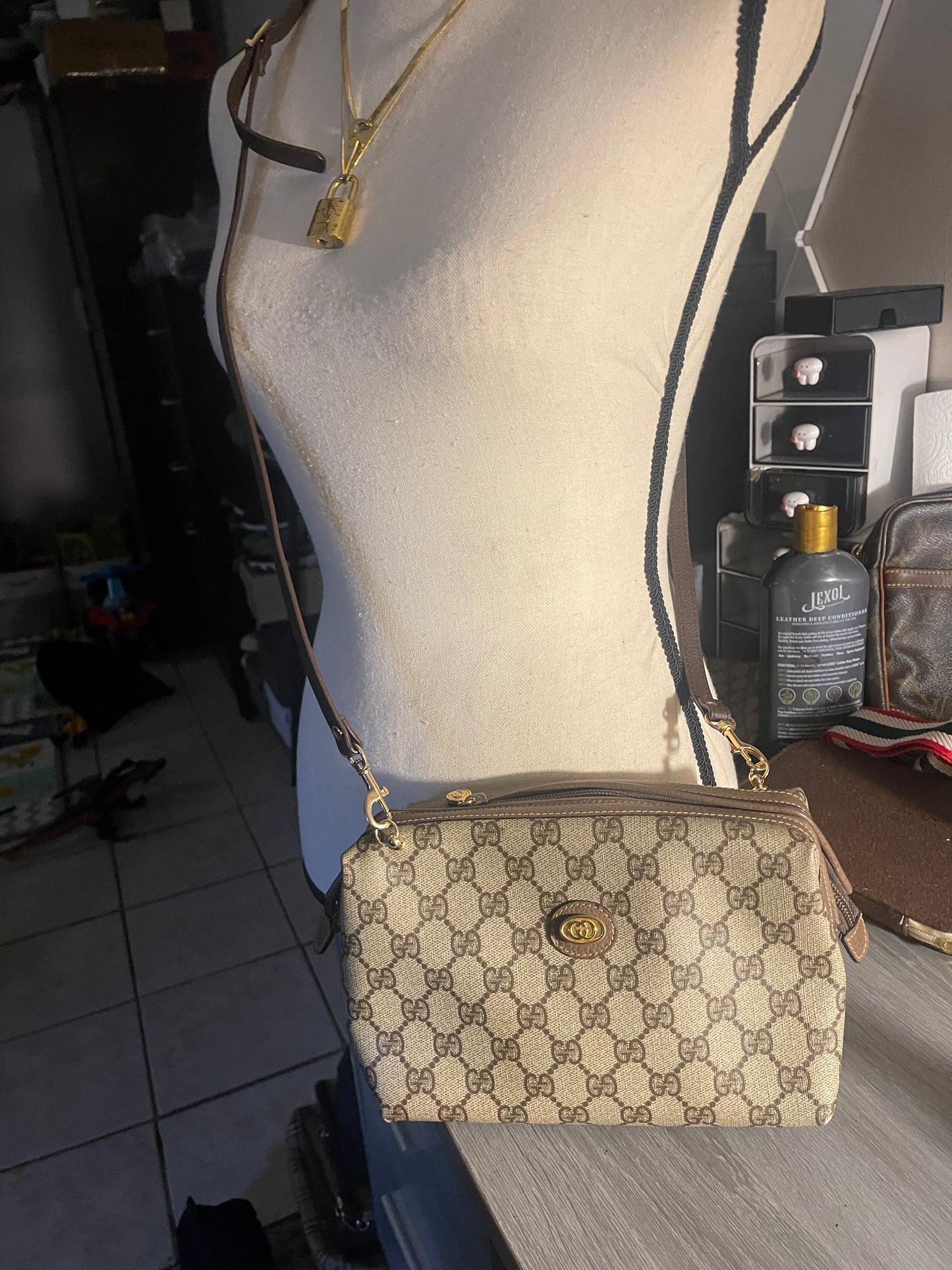 Authentic vintage clutch small clutch crossbody