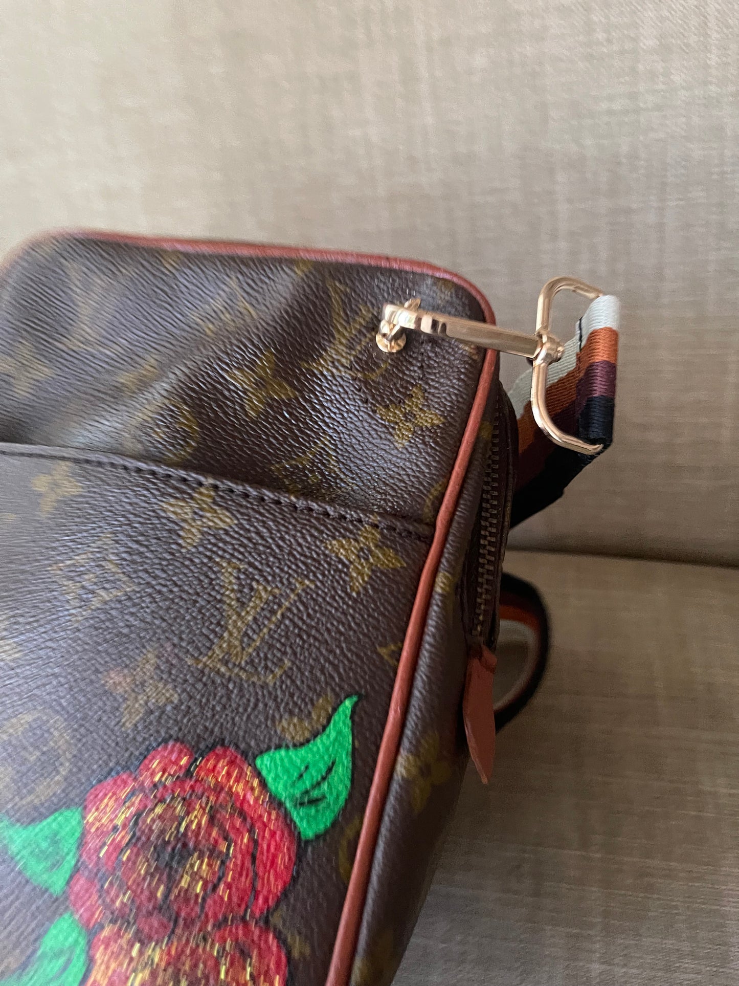 Authentic Louis Vuitton monogram crossbody bag