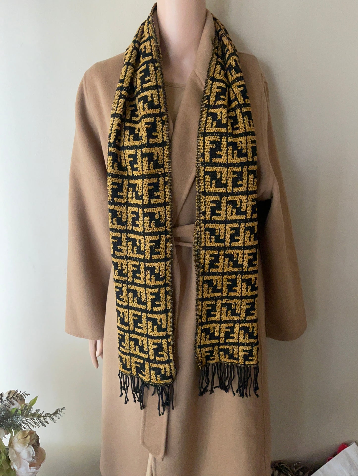 Authentic fendi FF logo embosed like scarf