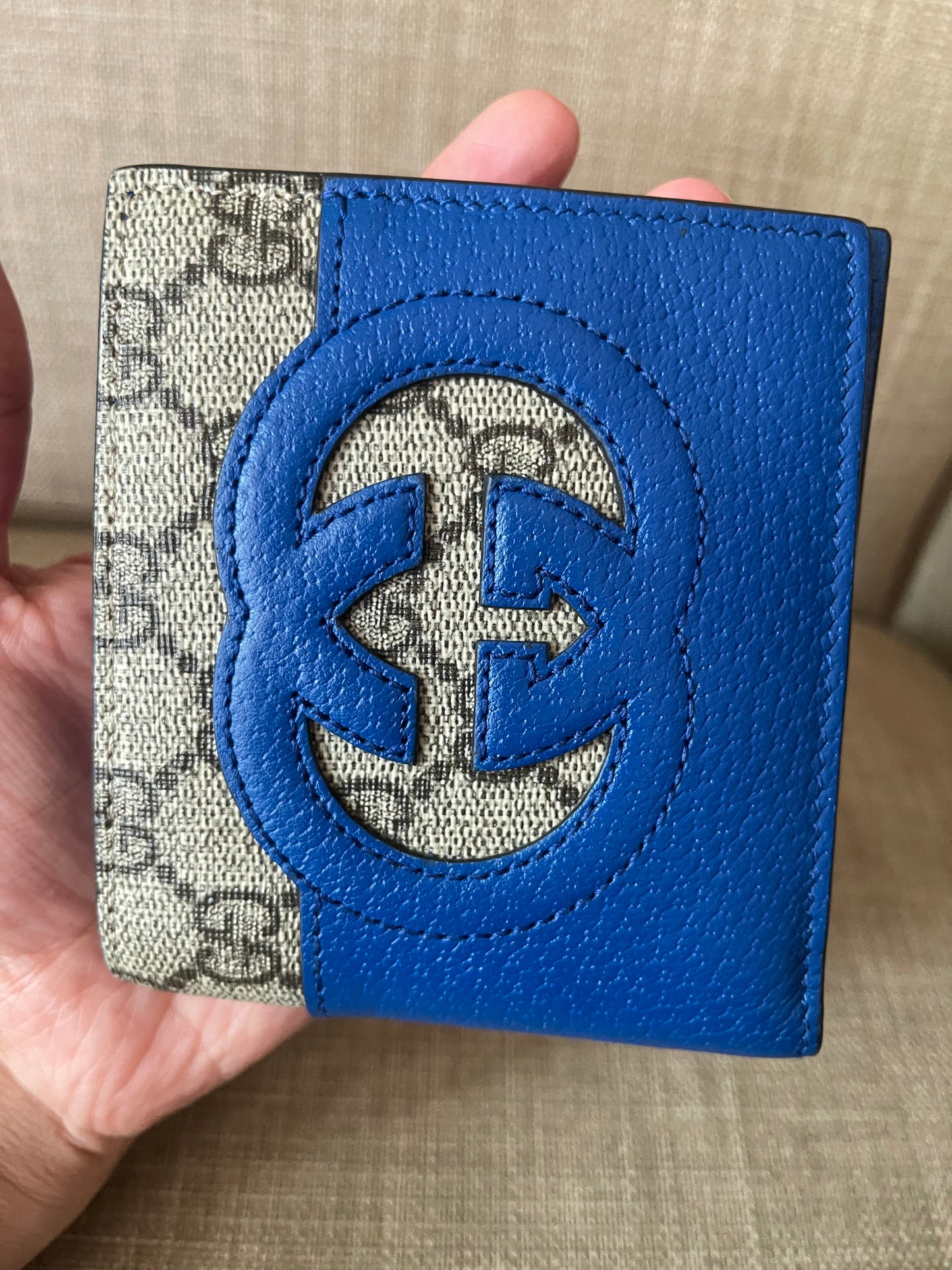 Authentic Gucci interlock GG bifold wallet men