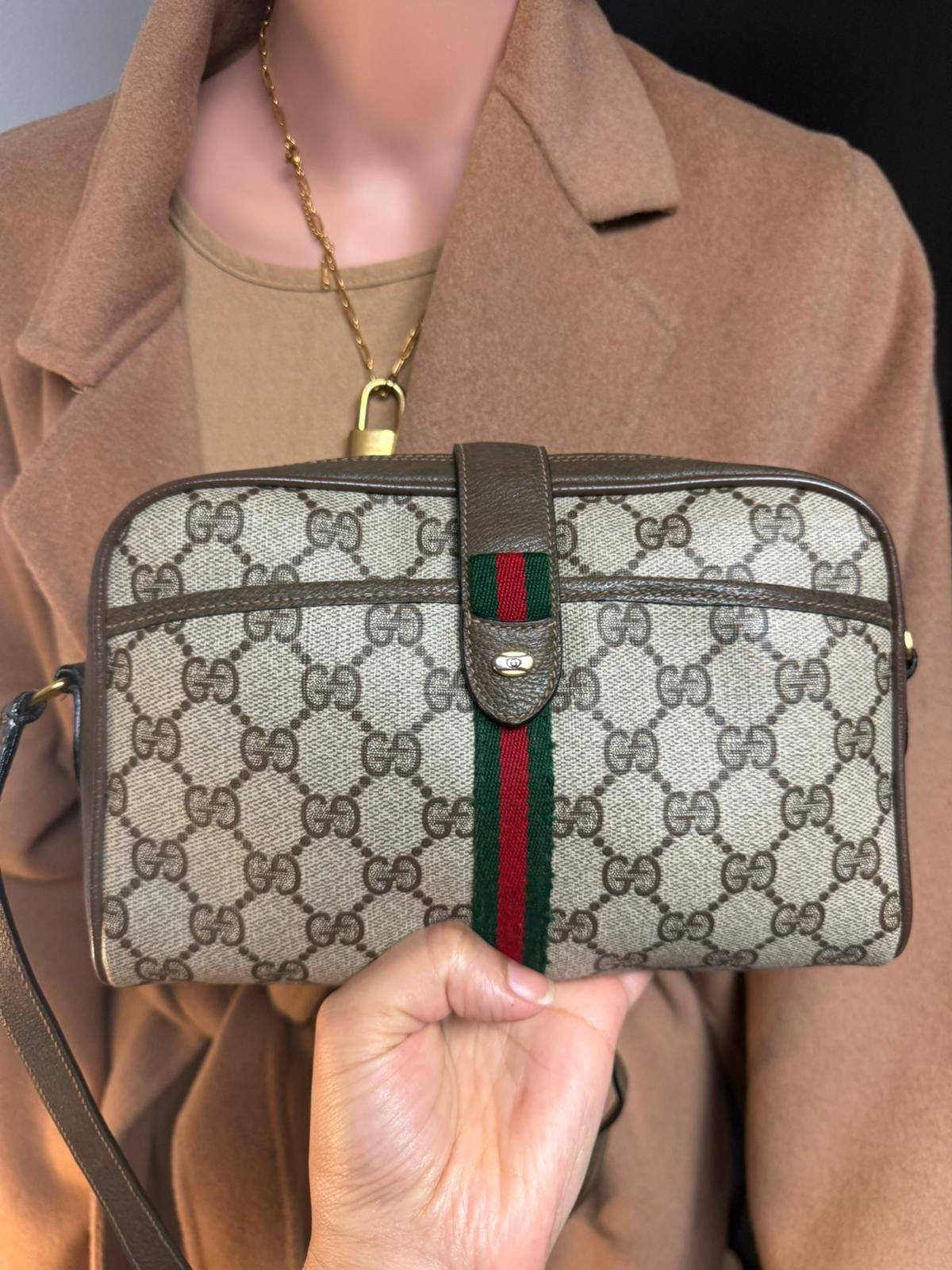 Authentic Gucci vintage web sherry line shoulder bag