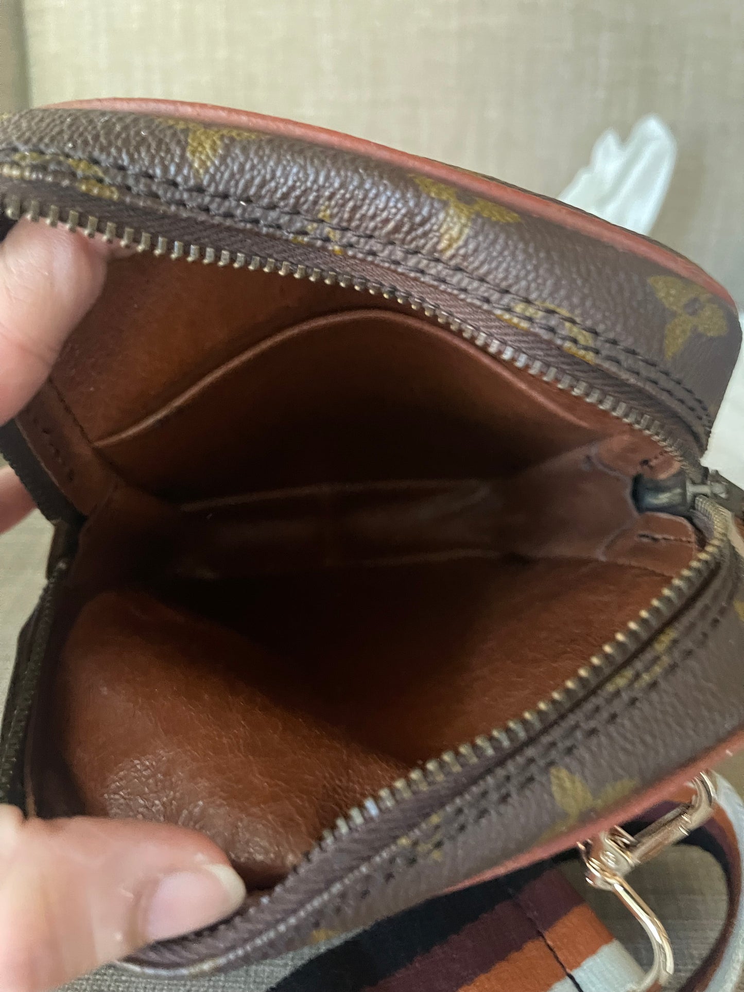 Authentic Louis Vuitton monogram crossbody bag