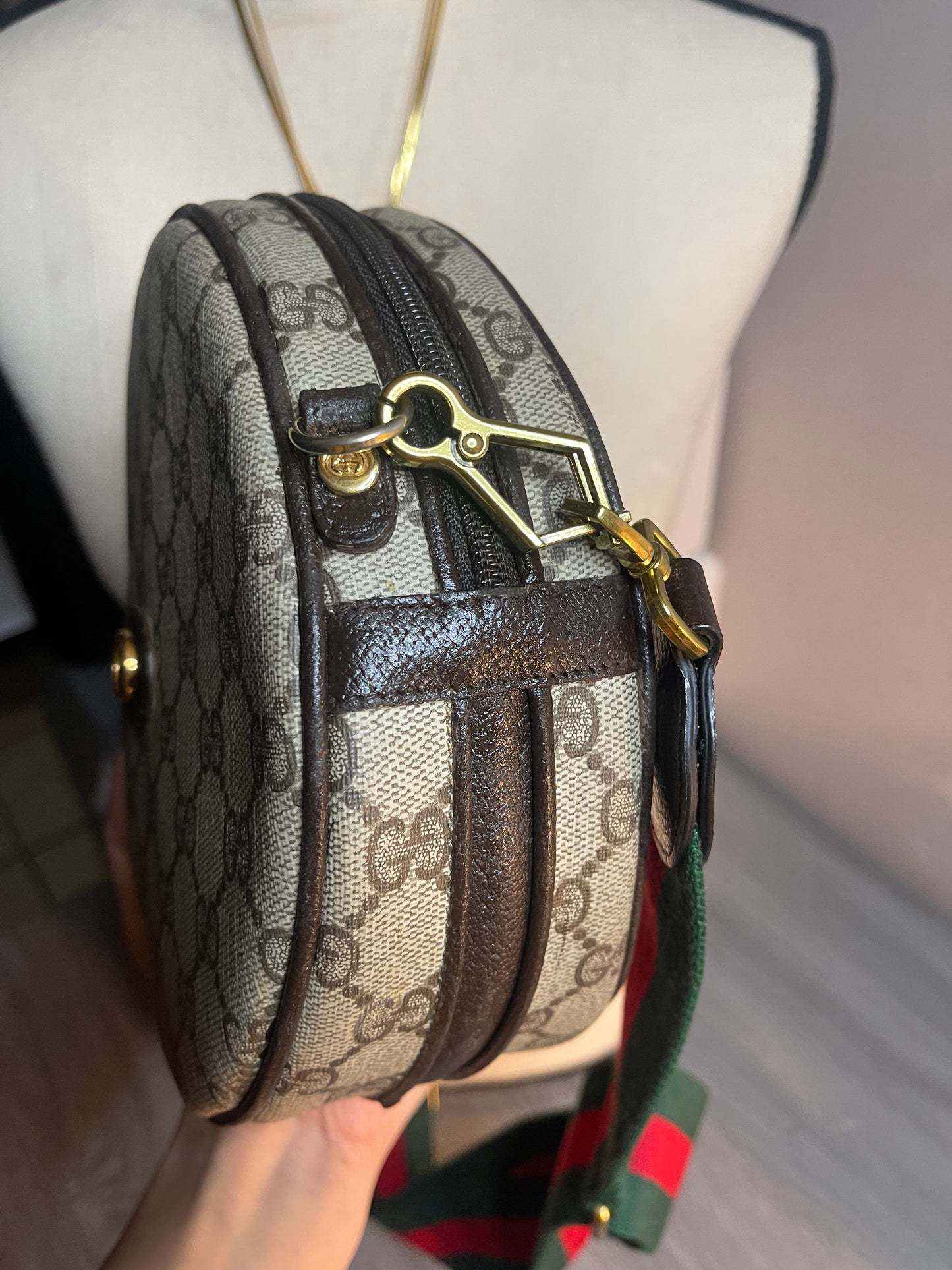 Authentic Gucci vintage gg canvas crossbody