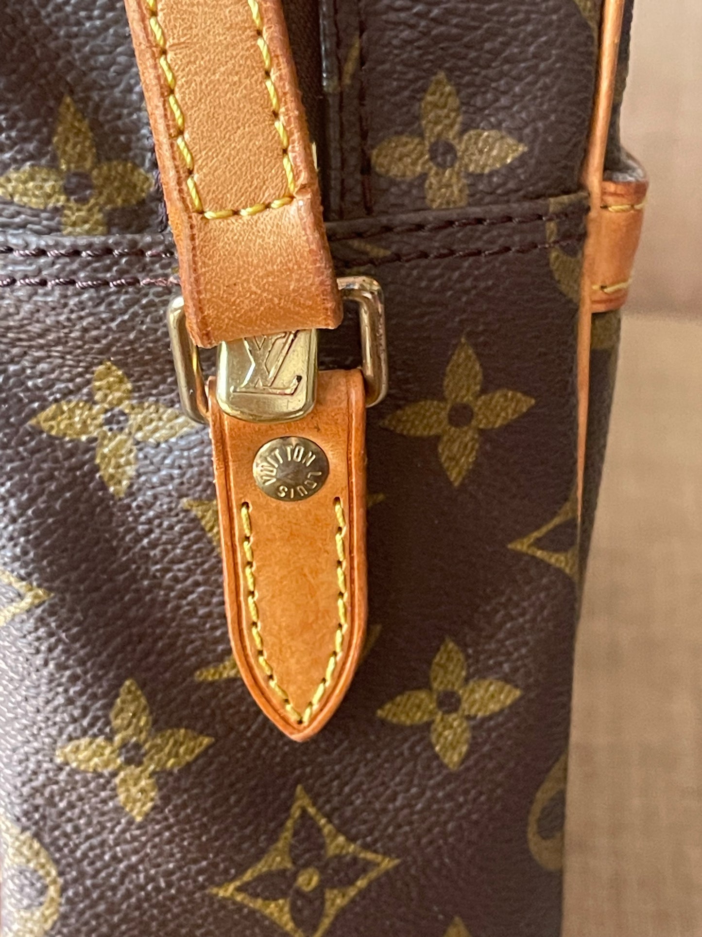 Authentic Louis Vuitton monogram vintage crossbody bag