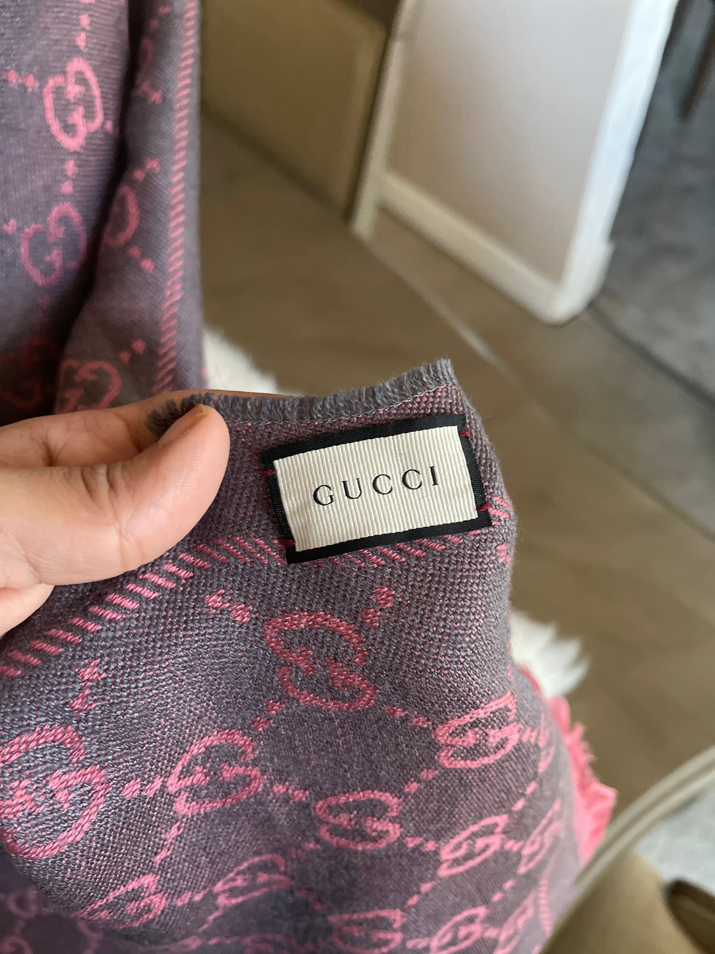 Authentic Gucci vintage scarve