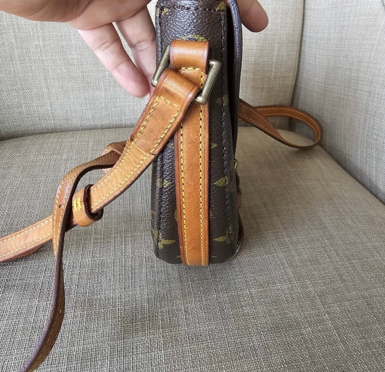 Authentic Louis Vuitton vintage crossbody bag