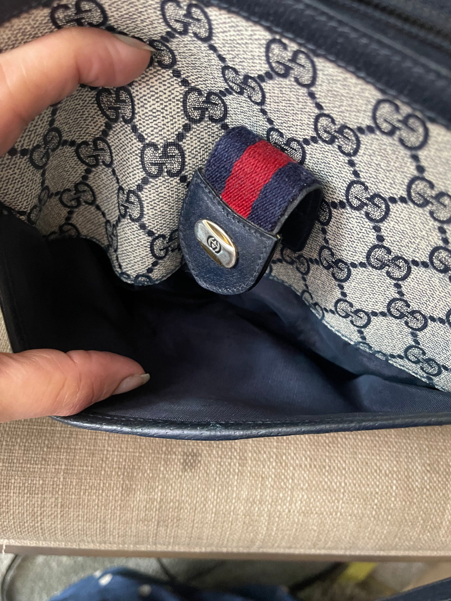 Authentic Gucci vintage web sherry line crossbody bag